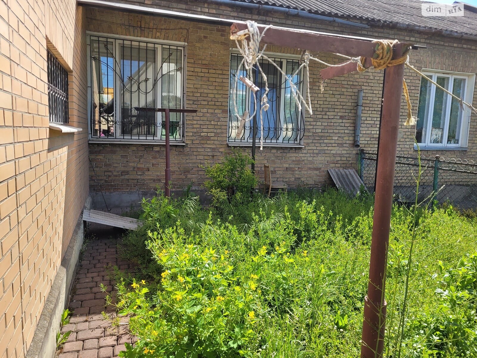 Продажа части дома в Здолбунове, улица Гончара, 2 комнаты фото 1 Продажа части дома в Здолбунове, улица Гончара, 2 комнаты фото 1