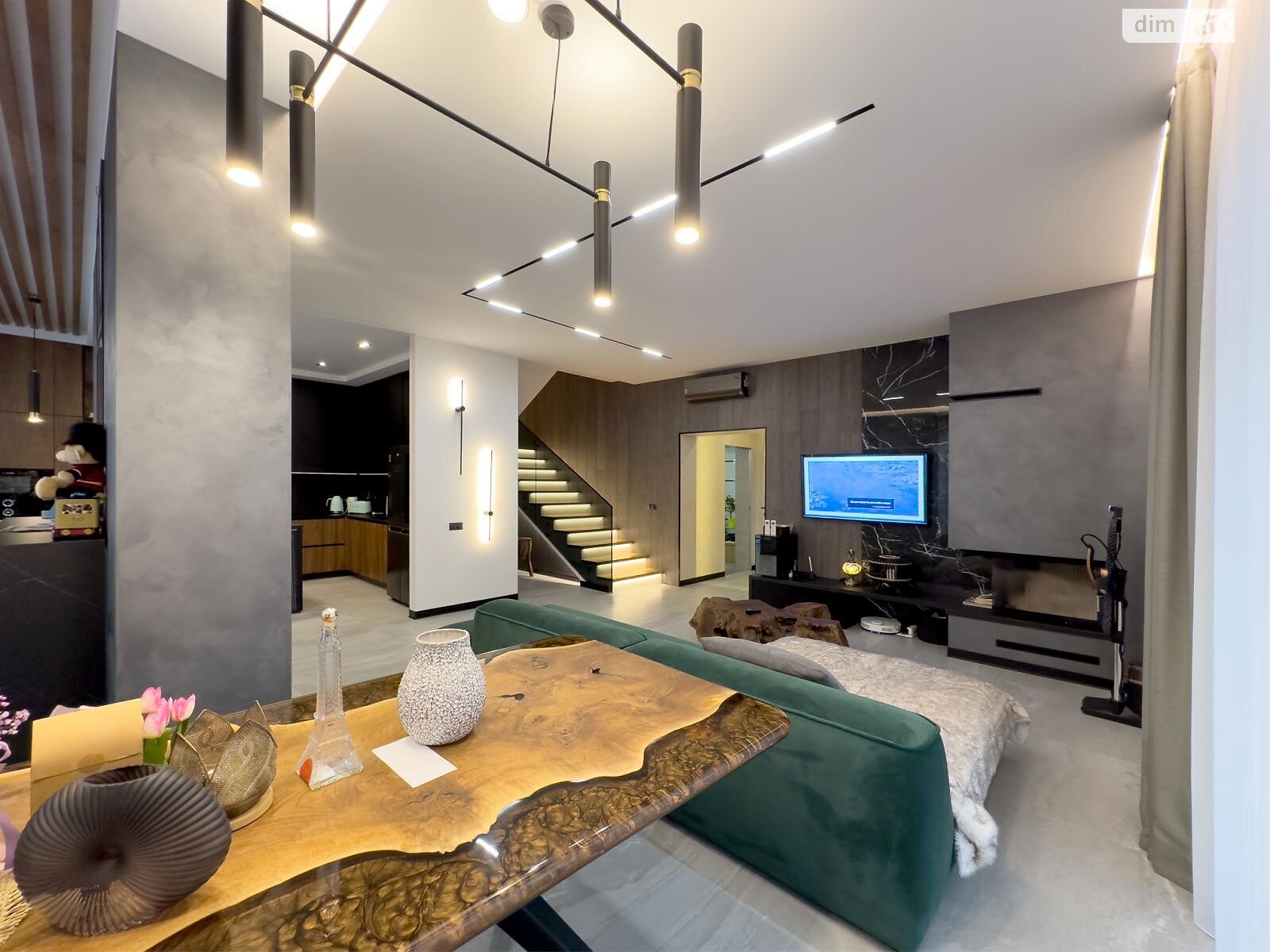 Продажа части дома в Зубре, улица Ивана Гонты, 4 комнаты фото 1