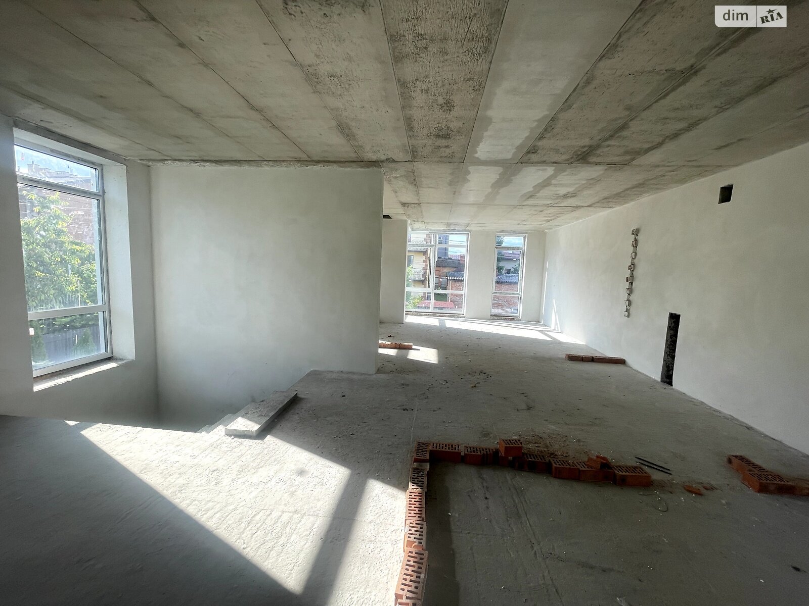 Продажа части дома в Зубре, улица Степана Бандеры, 4 комнаты фото 1 Продажа части дома в Зубре, улица Степана Бандеры, 4 комнаты фото 1