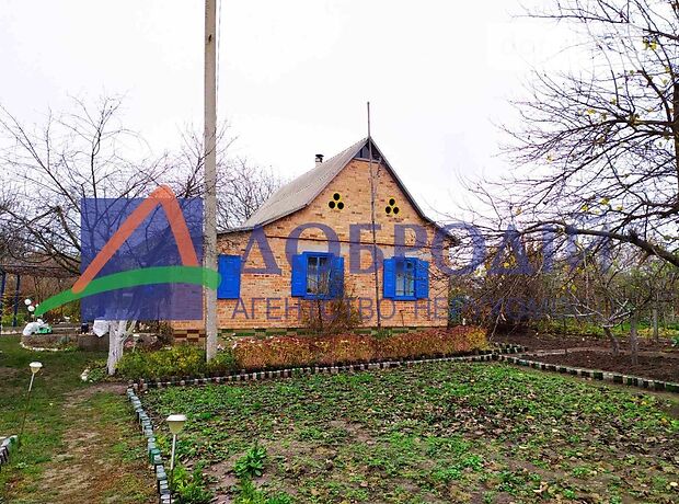 четырехкомнатная дача, 80 кв. м, кирпич. Продажа в Мошнах (Черкасская обл.) фото 1 четырехкомнатная дача, 80 кв. м, кирпич. Продажа в Мошнах (Черкасская обл.) фото 1
