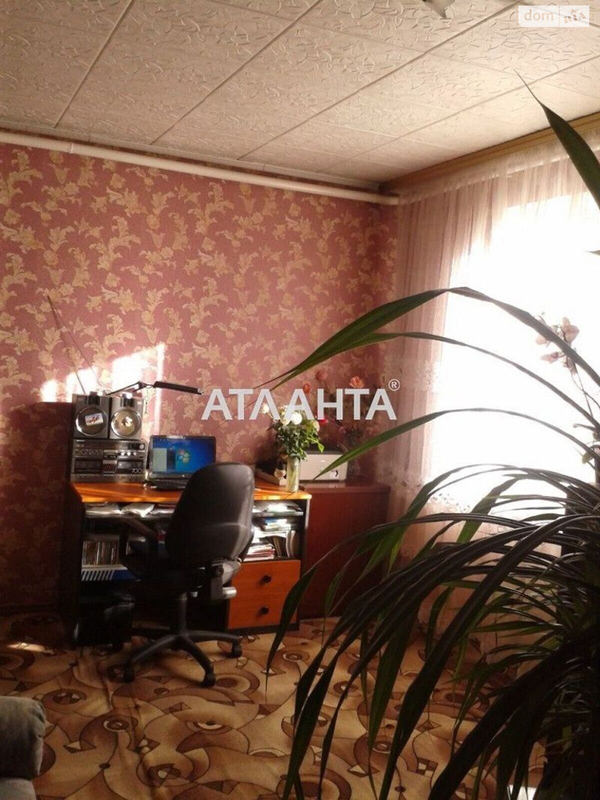 трехэтажный дом, 168 кв. м, кирпич. Продажа в Черноморске фото 1