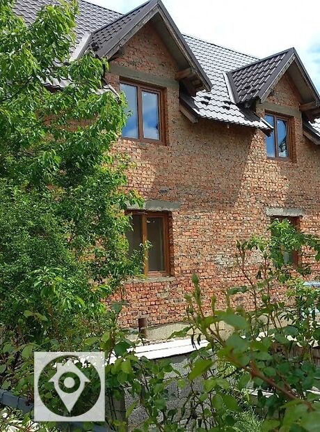 пятикомнатная дача с цокольным этажом, 150 кв. м, кирпич. Продажа в Хриплине (Ивано-Франковская обл.) фото 1 пятикомнатная дача с цокольным этажом, 150 кв. м, кирпич. Продажа в Хриплине (Ивано-Франковская обл.) фото 1