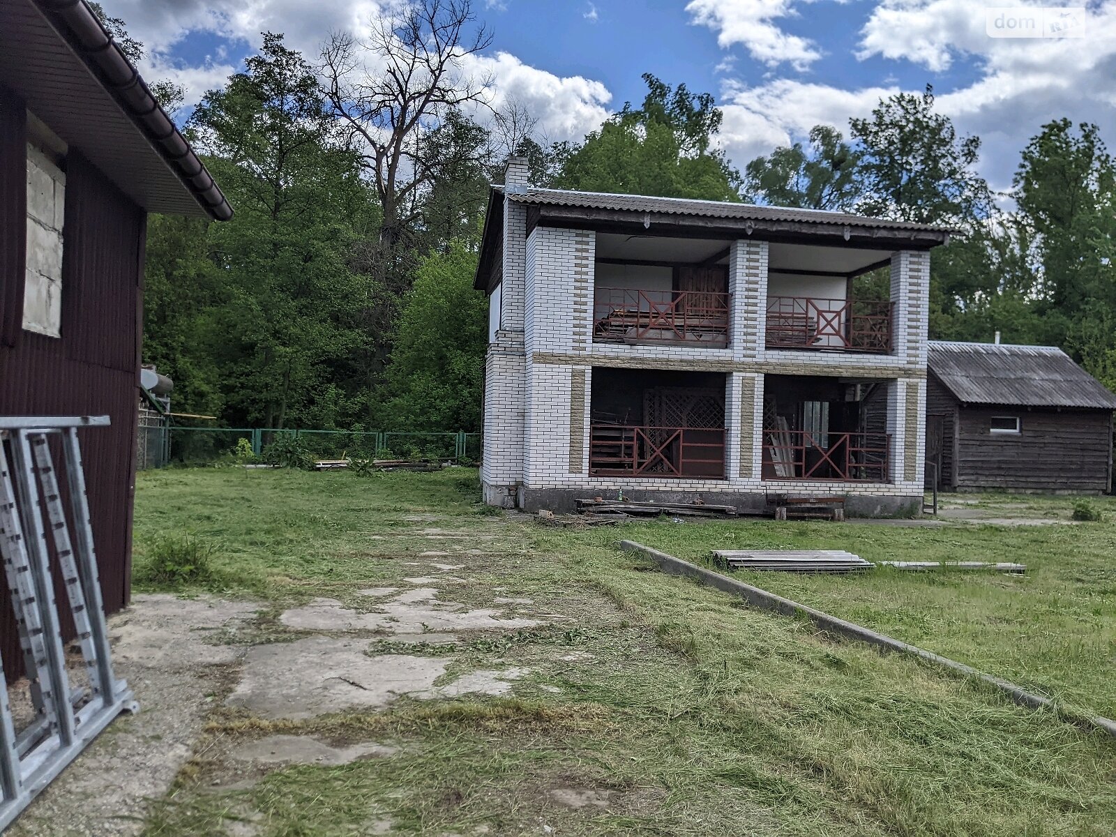 двоповерховий будинок без меблів, 180 кв. м, шлакобетон. Продаж у Пекарях фото 1