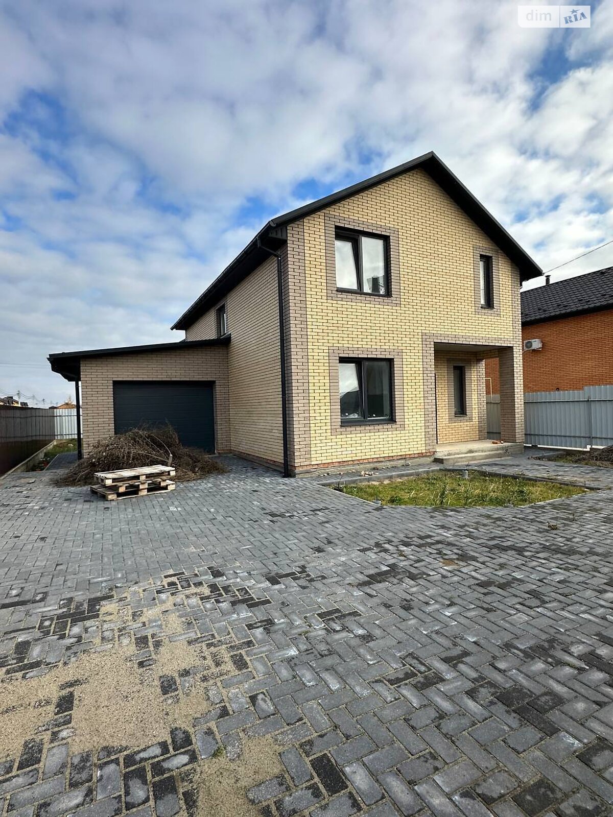 двухэтажный дом, 117.9 кв. м, кирпич. Продажа в Агрономичном фото 1