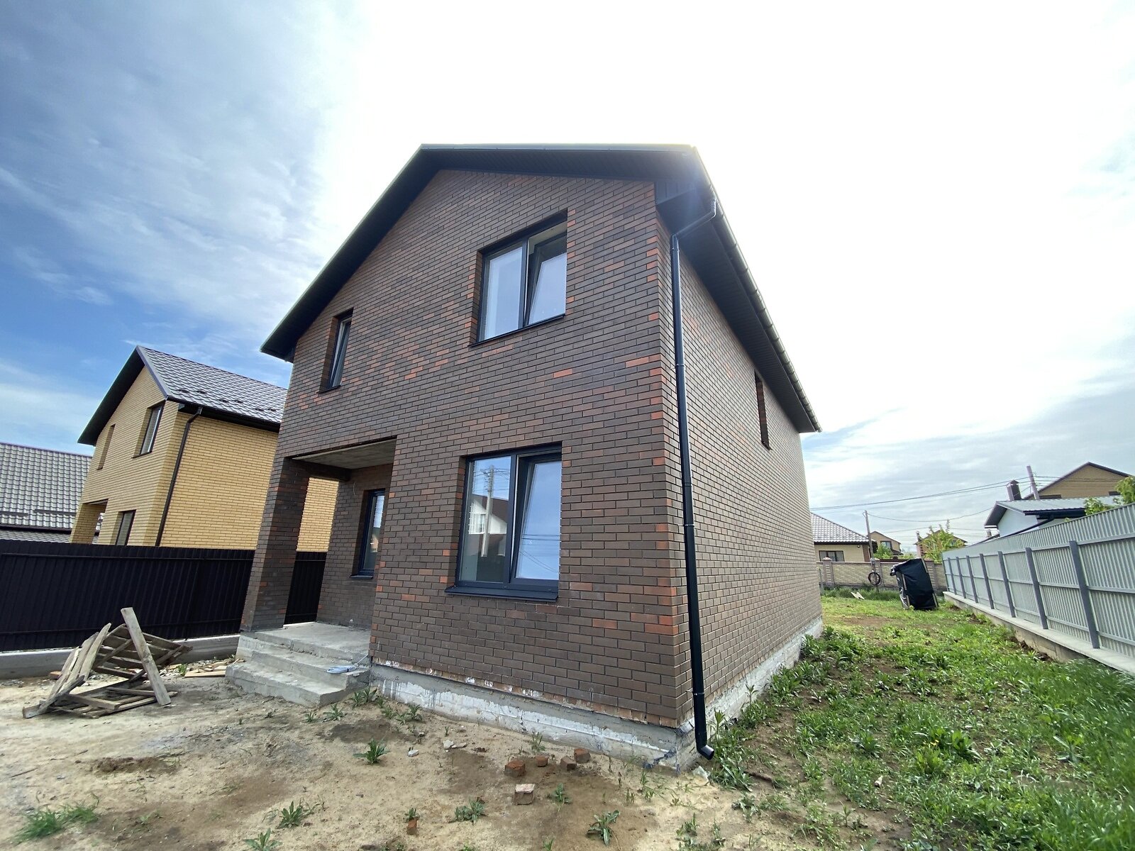 двухэтажный дом, 125 кв. м, кирпич. Продажа в Агрономичном фото 1 двухэтажный дом, 125 кв. м, кирпич. Продажа в Агрономичном фото 1
