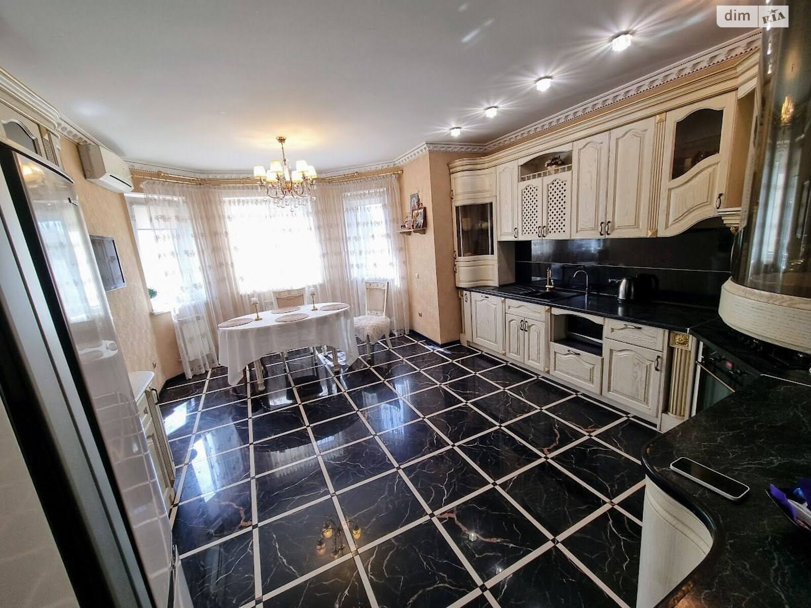 триповерховий будинок бесідка, 266.8 кв. м, цегла. Продаж у Агрономічному фото 1 триповерховий будинок бесідка, 266.8 кв. м, цегла. Продаж у Агрономічному фото 1