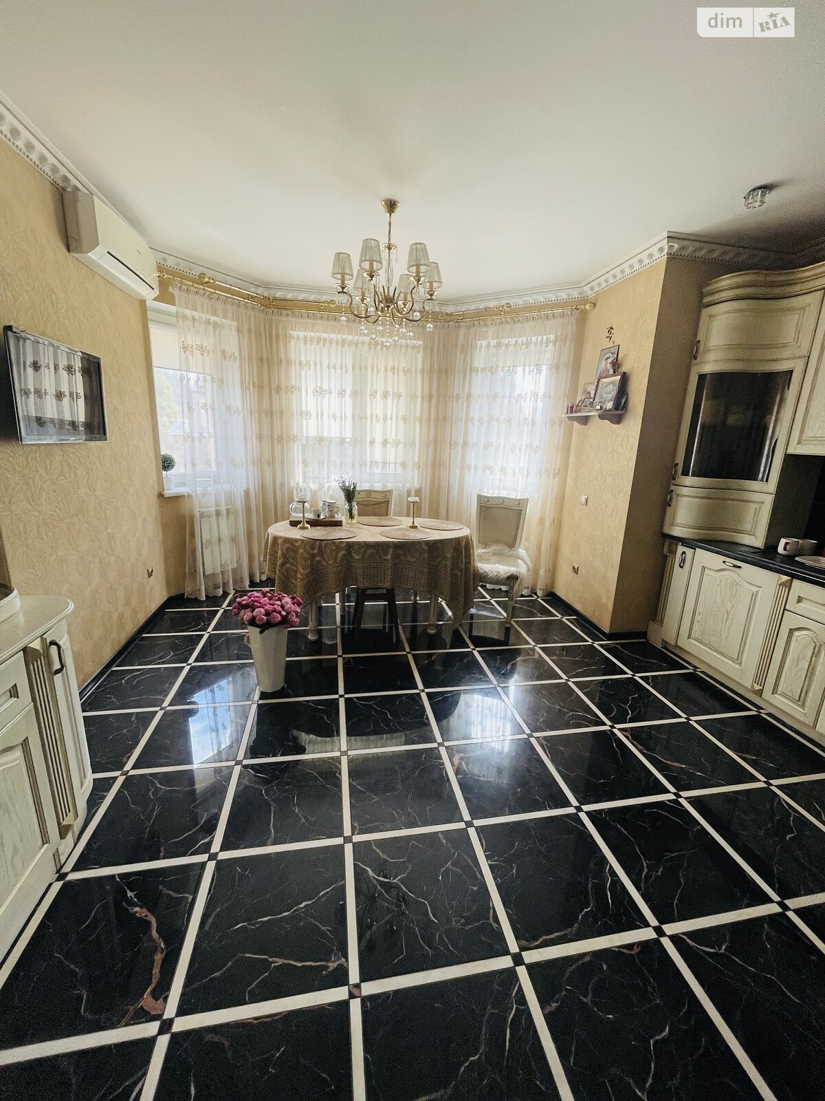 трехэтажный дом, 266 кв. м, кирпич. Продажа в Агрономичном фото 1 трехэтажный дом, 266 кв. м, кирпич. Продажа в Агрономичном фото 1