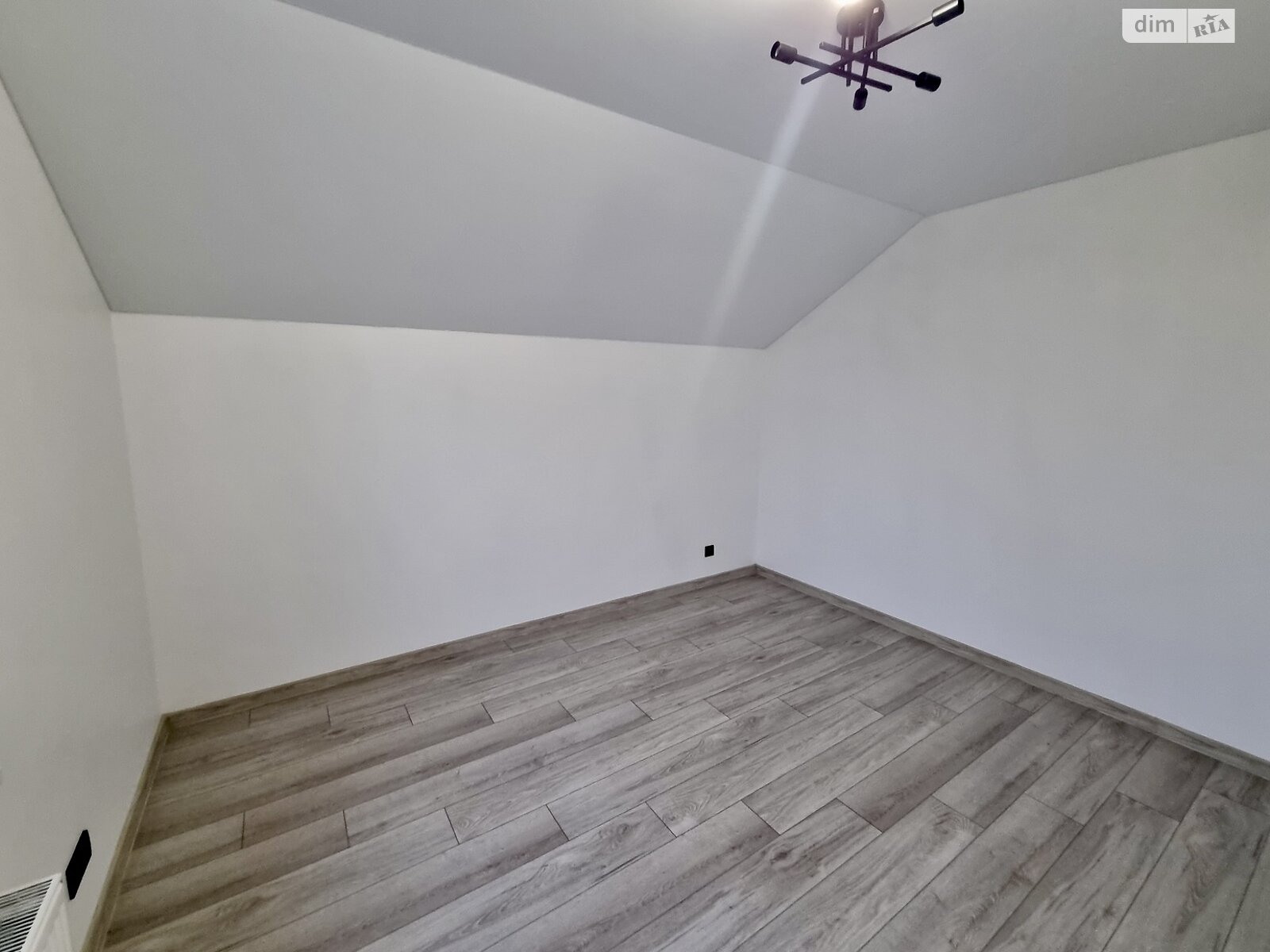 двоповерховий будинок з балконом, 100 кв. м, цегла. Продаж у Агрономічному фото 1 двоповерховий будинок з балконом, 100 кв. м, цегла. Продаж у Агрономічному фото 1