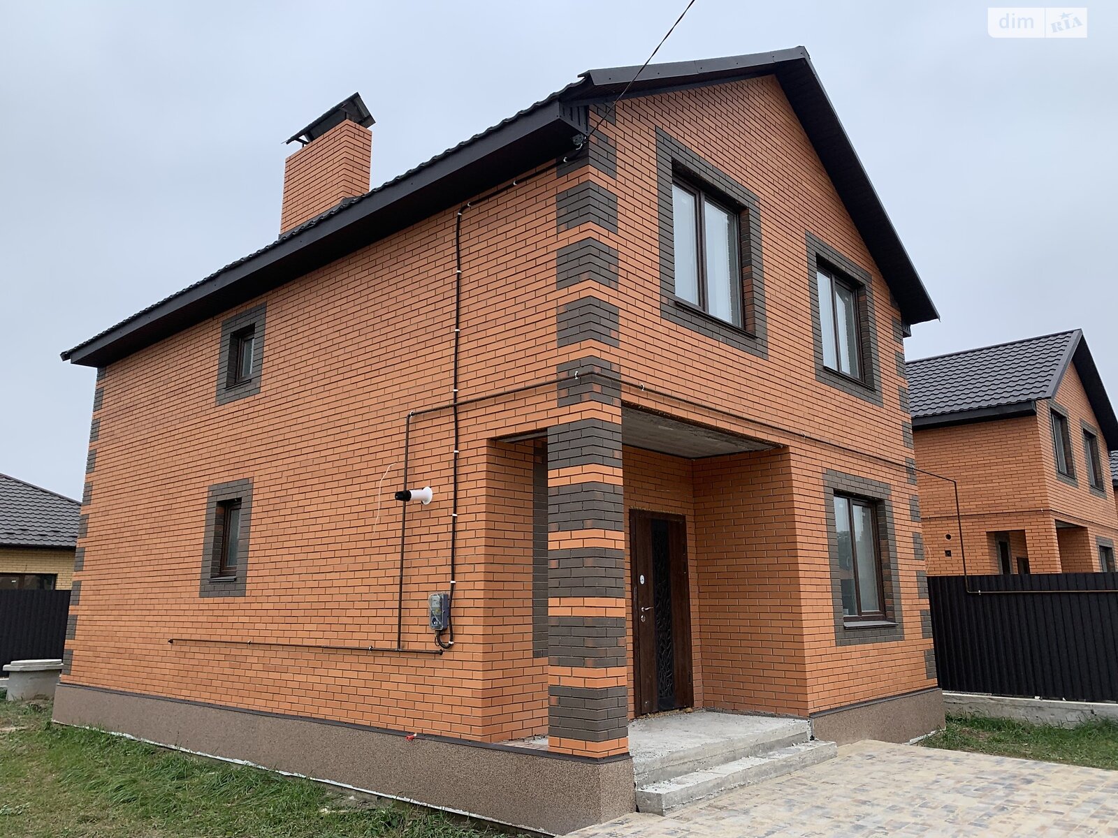 двухэтажный дом с отоплением, 125 кв. м, кирпич. Продажа в Агрономичном фото 1 двухэтажный дом с отоплением, 125 кв. м, кирпич. Продажа в Агрономичном фото 1
