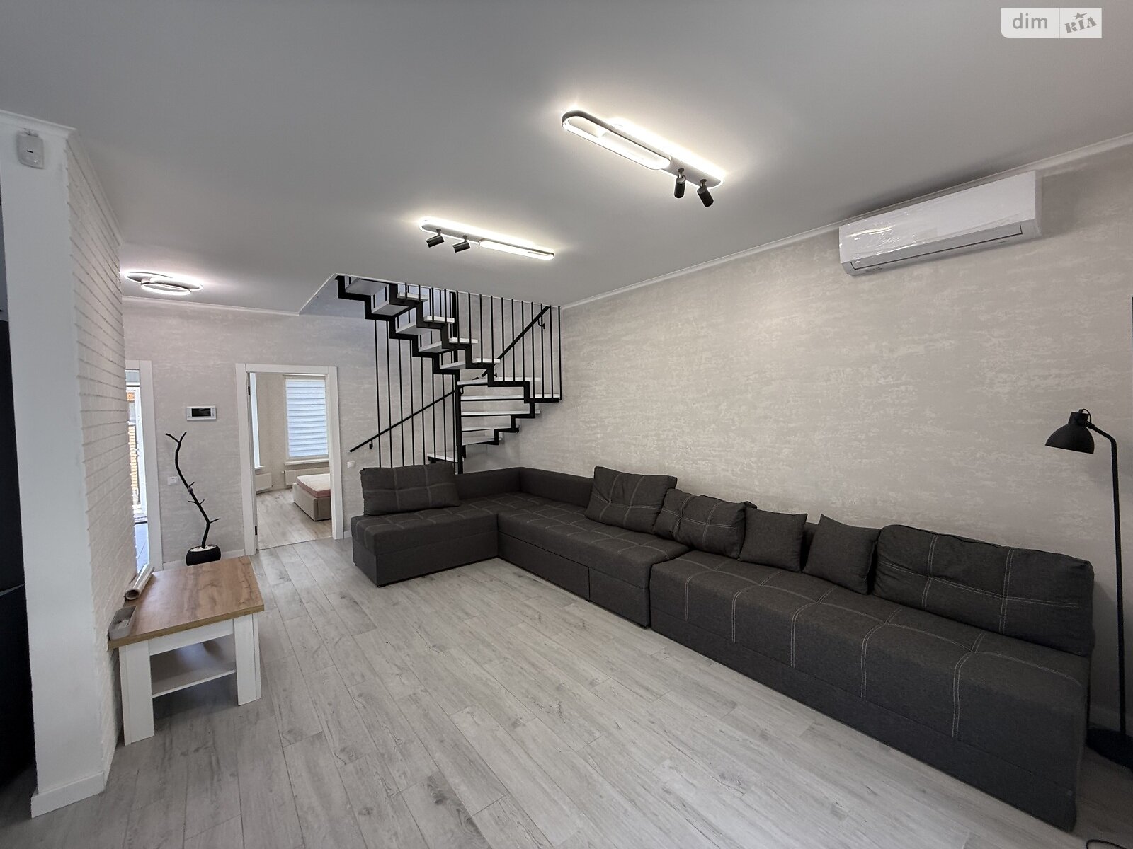 двоповерховий будинок, 120 кв. м, цегла. Продаж у Агрономічному фото 1 двоповерховий будинок, 120 кв. м, цегла. Продаж у Агрономічному фото 1