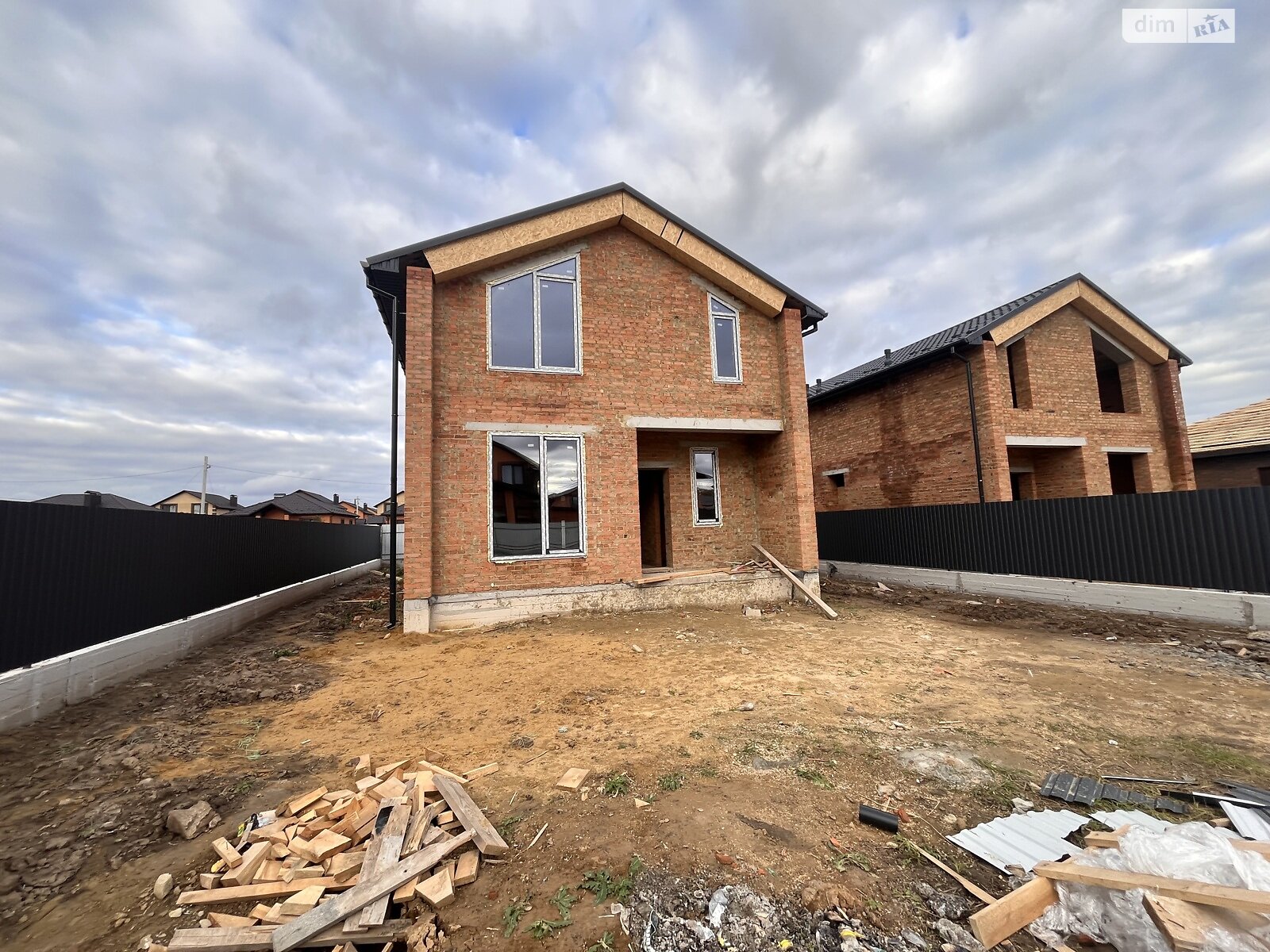 двухэтажный дом, 125 кв. м, кирпич. Продажа в Агрономичном фото 1