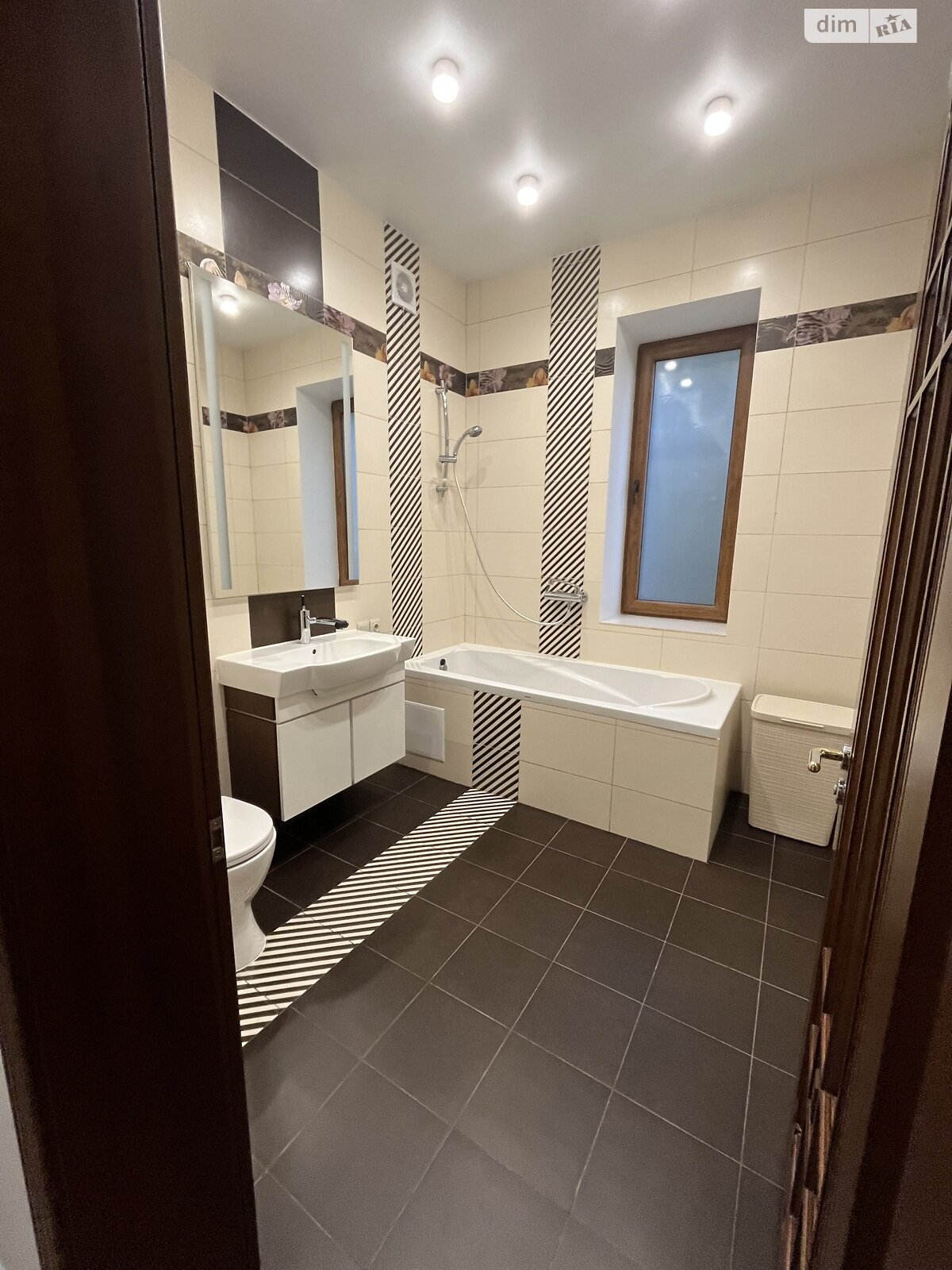 двоповерховий будинок бесідка, 342.4 кв. м, цегла. Продаж у Агрономічному фото 1 двоповерховий будинок бесідка, 342.4 кв. м, цегла. Продаж у Агрономічному фото 1