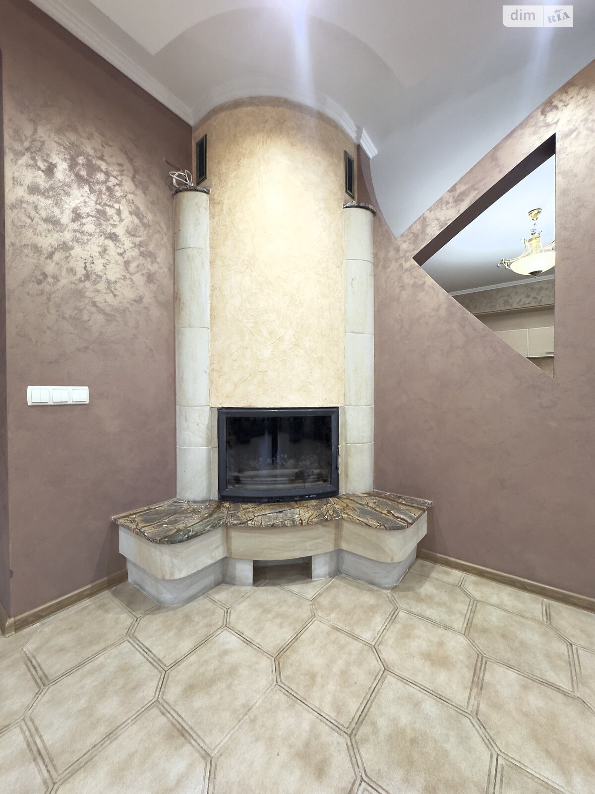 триповерховий будинок з гаражем, 250 кв. м, кирпич. Продаж в Вінниці, район Пирогово фото 1