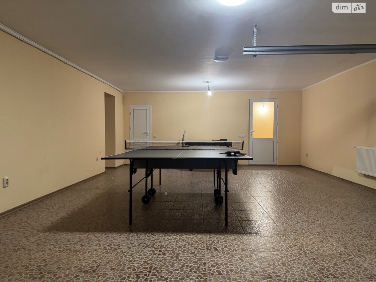 триповерховий будинок з гаражем, 250 кв. м, кирпич. Продаж в Вінниці, район Пирогово фото 1