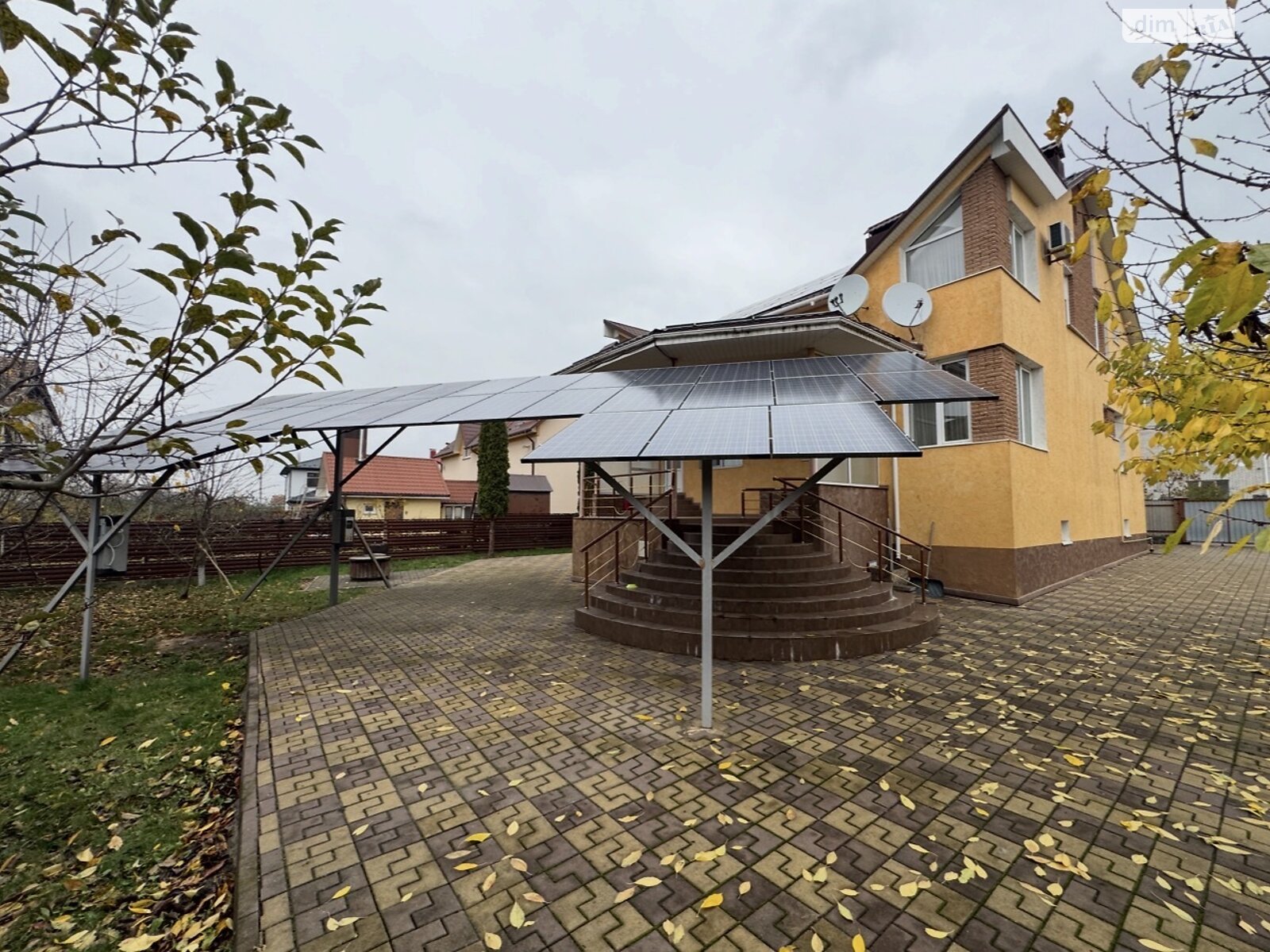 триповерховий будинок з гаражем, 250 кв. м, кирпич. Продаж в Вінниці, район Пирогово фото 1