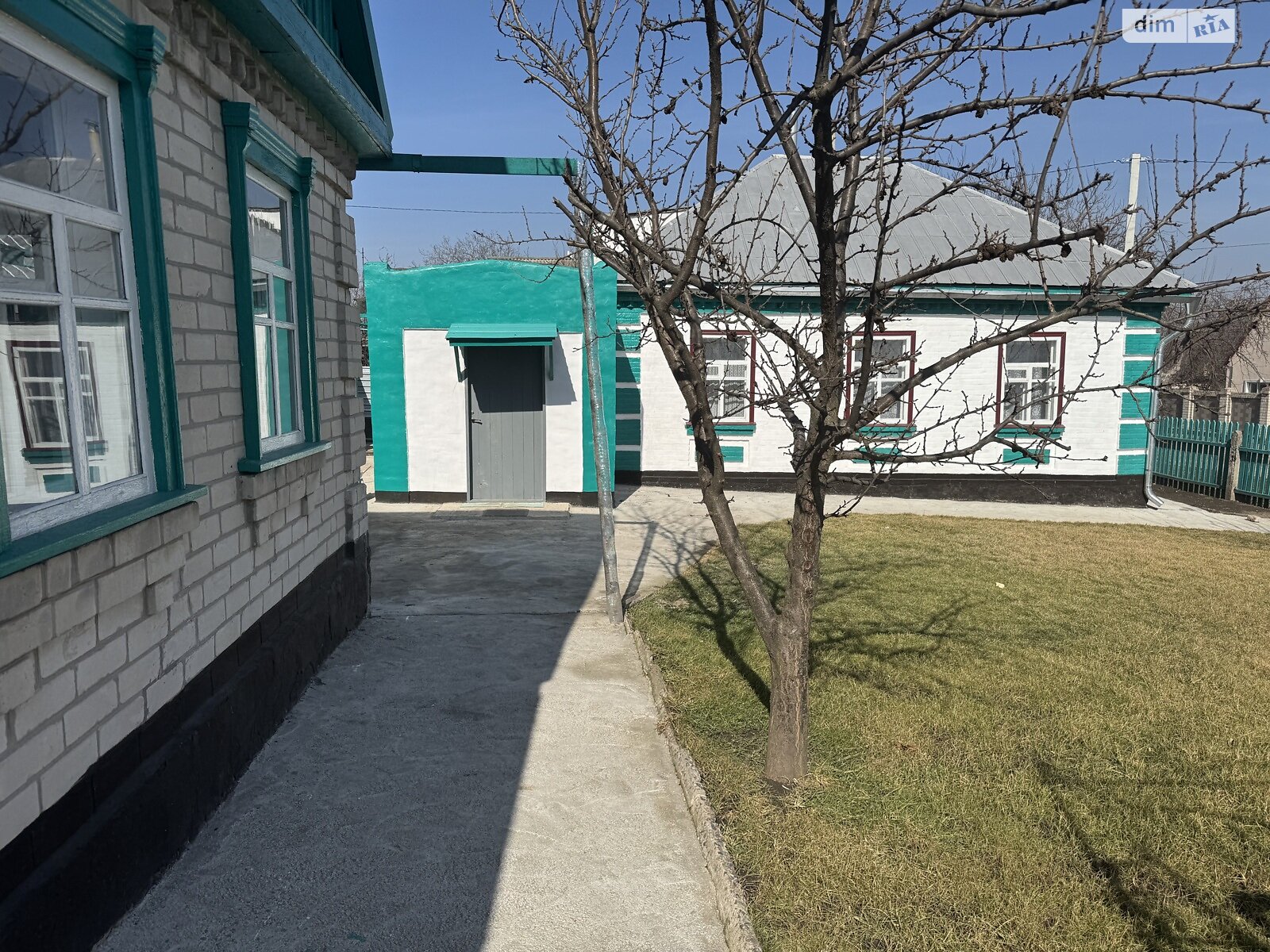 одноэтажный дом с гаражом, 51 кв. м, кирпич. Продажа в Александрии район Александрия фото 1 одноэтажный дом с гаражом, 51 кв. м, кирпич. Продажа в Александрии район Александрия фото 1