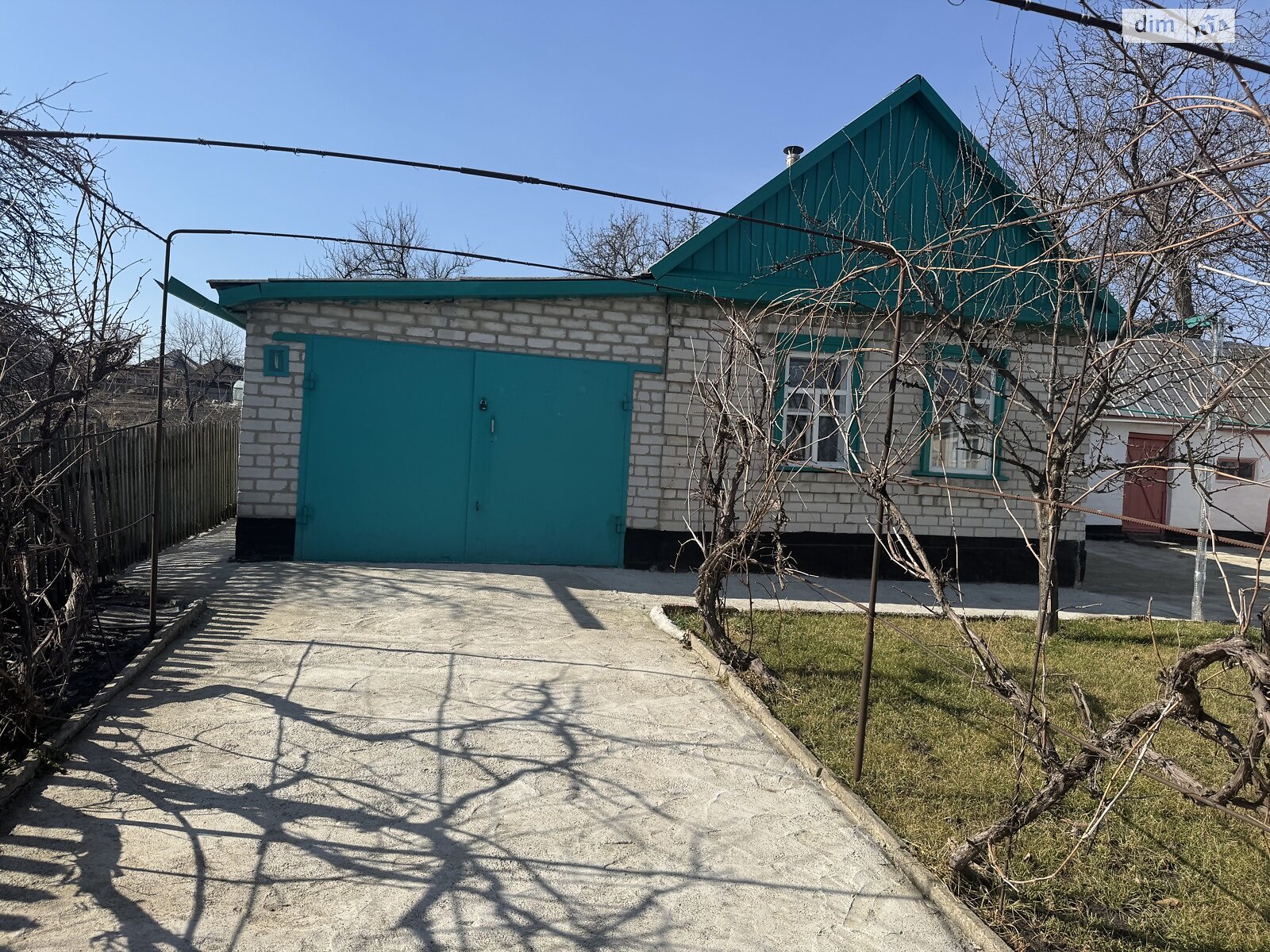 одноэтажный дом с гаражом, 51 кв. м, кирпич. Продажа в Александрии район Александрия фото 1 одноэтажный дом с гаражом, 51 кв. м, кирпич. Продажа в Александрии район Александрия фото 1