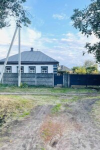 одноэтажный дом с отоплением, 62 кв. м, кирпич. Продажа в Александрии фото 2