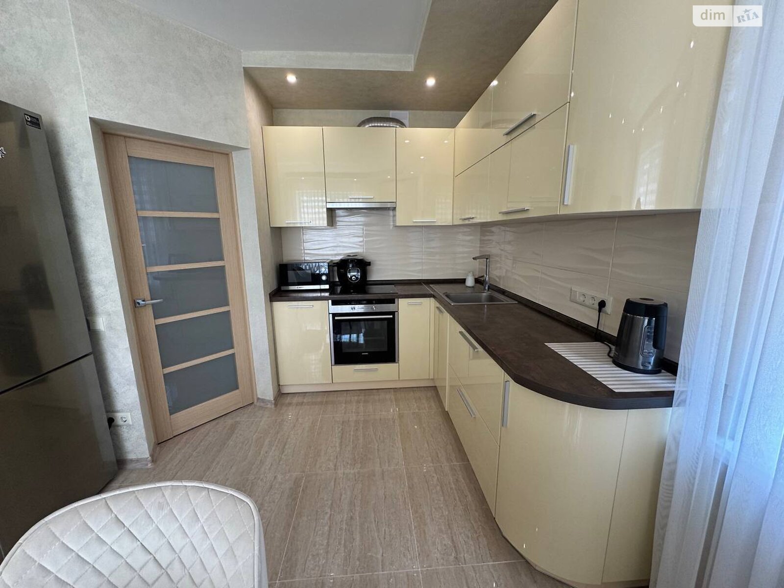 двухэтажный дом с гаражом, 223.3 кв. м, кирпич. Продажа в Александрии фото 1