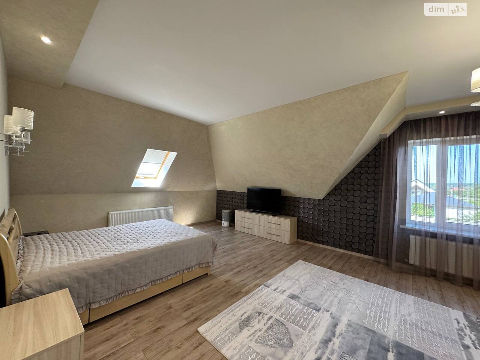 двухэтажный дом с гаражом, 223.3 кв. м, кирпич. Продажа в Александрии фото 1