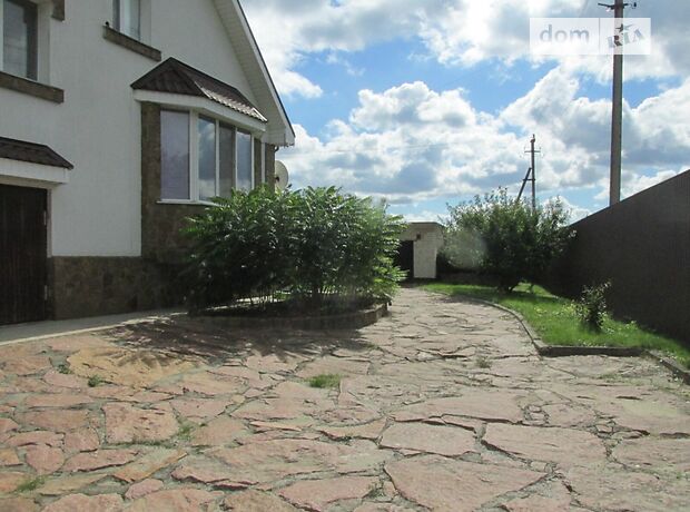 трехэтажный дом с камином, 288 кв. м, кирпич. Продажа в Звенигородке фото 1 трехэтажный дом с камином, 288 кв. м, кирпич. Продажа в Звенигородке фото 1