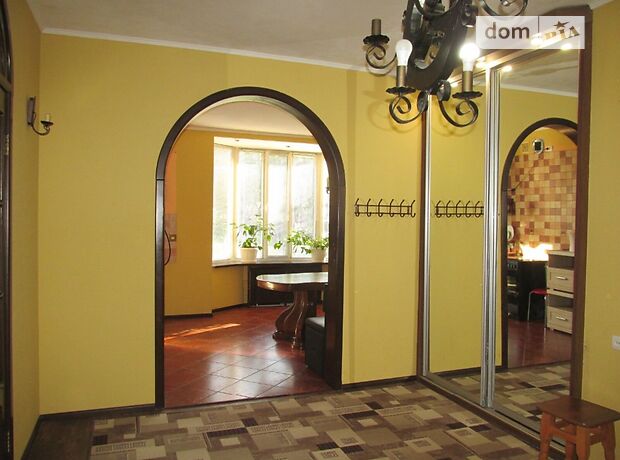 трехэтажный дом с камином, 288 кв. м, кирпич. Продажа в Звенигородке фото 1 трехэтажный дом с камином, 288 кв. м, кирпич. Продажа в Звенигородке фото 1