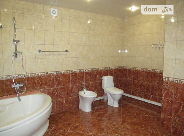 трехэтажный дом с камином, 288 кв. м, кирпич. Продажа в Звенигородке фото 1 трехэтажный дом с камином, 288 кв. м, кирпич. Продажа в Звенигородке фото 1