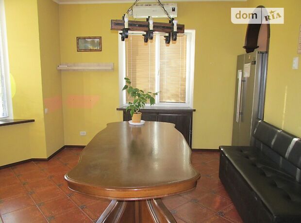 трехэтажный дом с камином, 288 кв. м, кирпич. Продажа в Звенигородке фото 1 трехэтажный дом с камином, 288 кв. м, кирпич. Продажа в Звенигородке фото 1