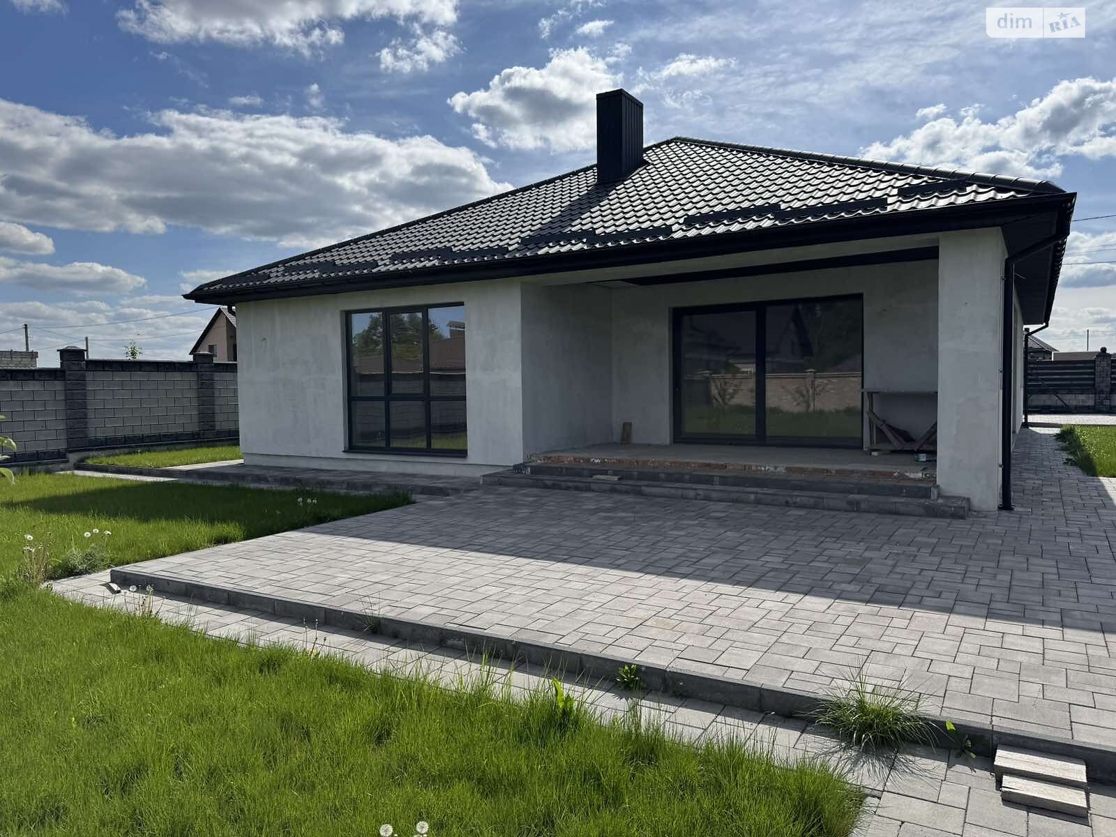 одноэтажный дом с мансардой, 154 кв. м, пеноблок. Продажа в Александрии фото 1