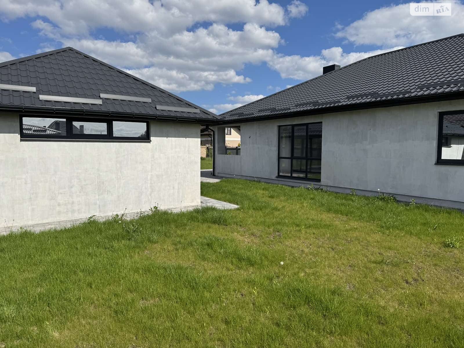 одноэтажный дом с мансардой, 154 кв. м, пеноблок. Продажа в Александрии фото 1