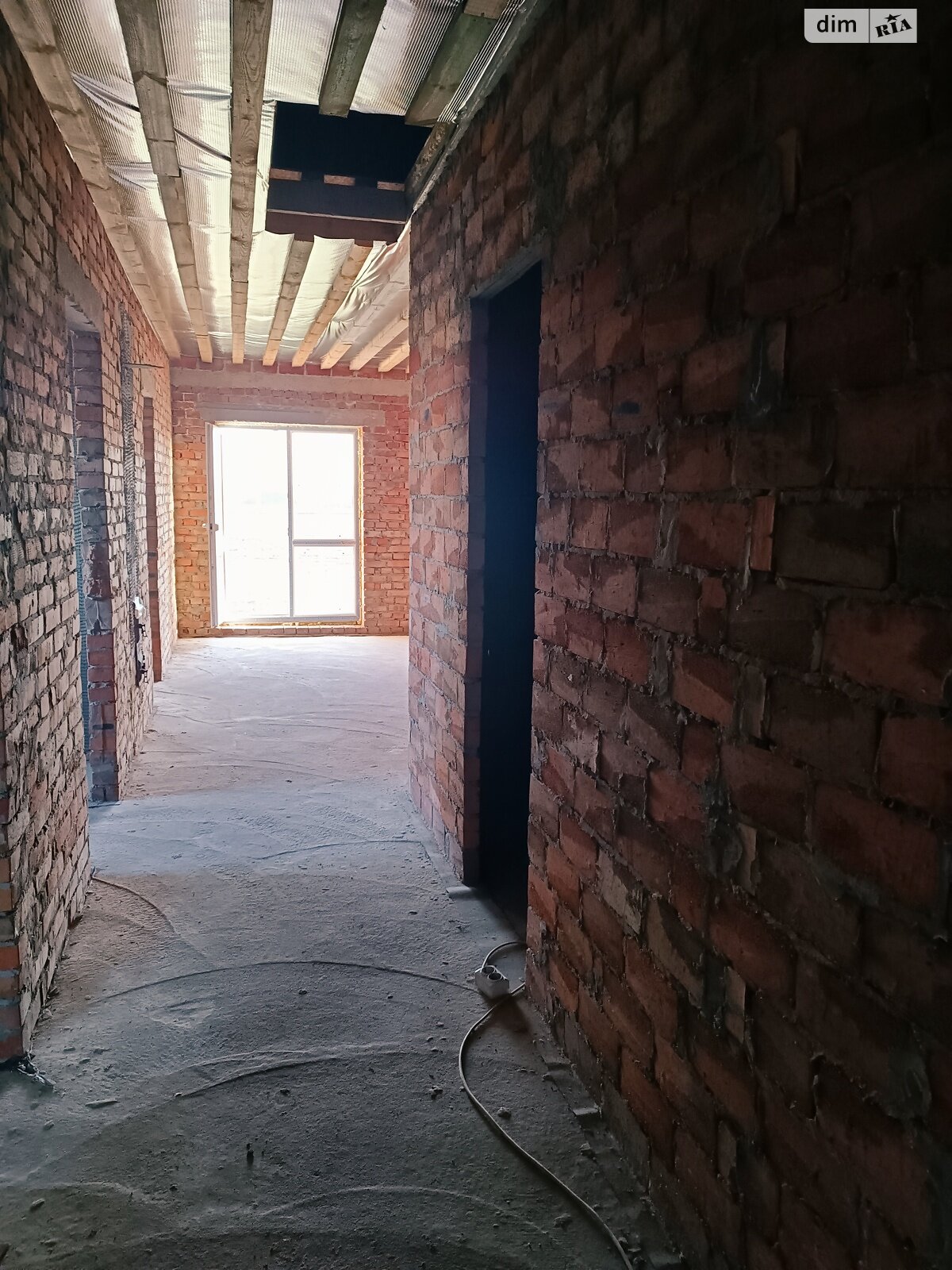 одноэтажный дом с отоплением, 70.3 кв. м, кирпич. Продажа в Александрии фото 1