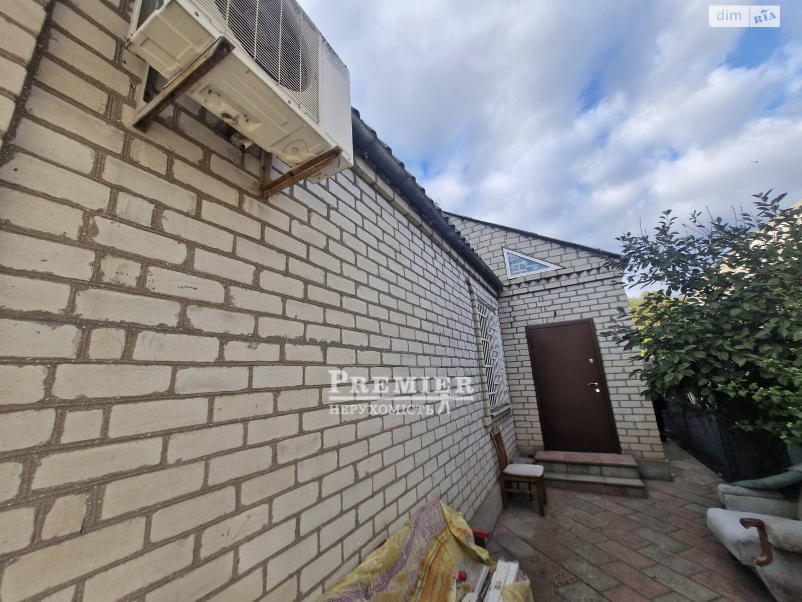 одноэтажный дом с мансардой, 74.7 кв. м, кирпич. Продажа в Александровке фото 1 одноэтажный дом с мансардой, 74.7 кв. м, кирпич. Продажа в Александровке фото 1