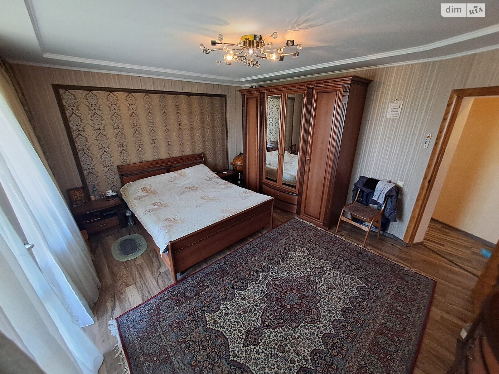 двухэтажный дом с балконом, 105 кв. м, кирпич. Продажа в Александровке фото 1