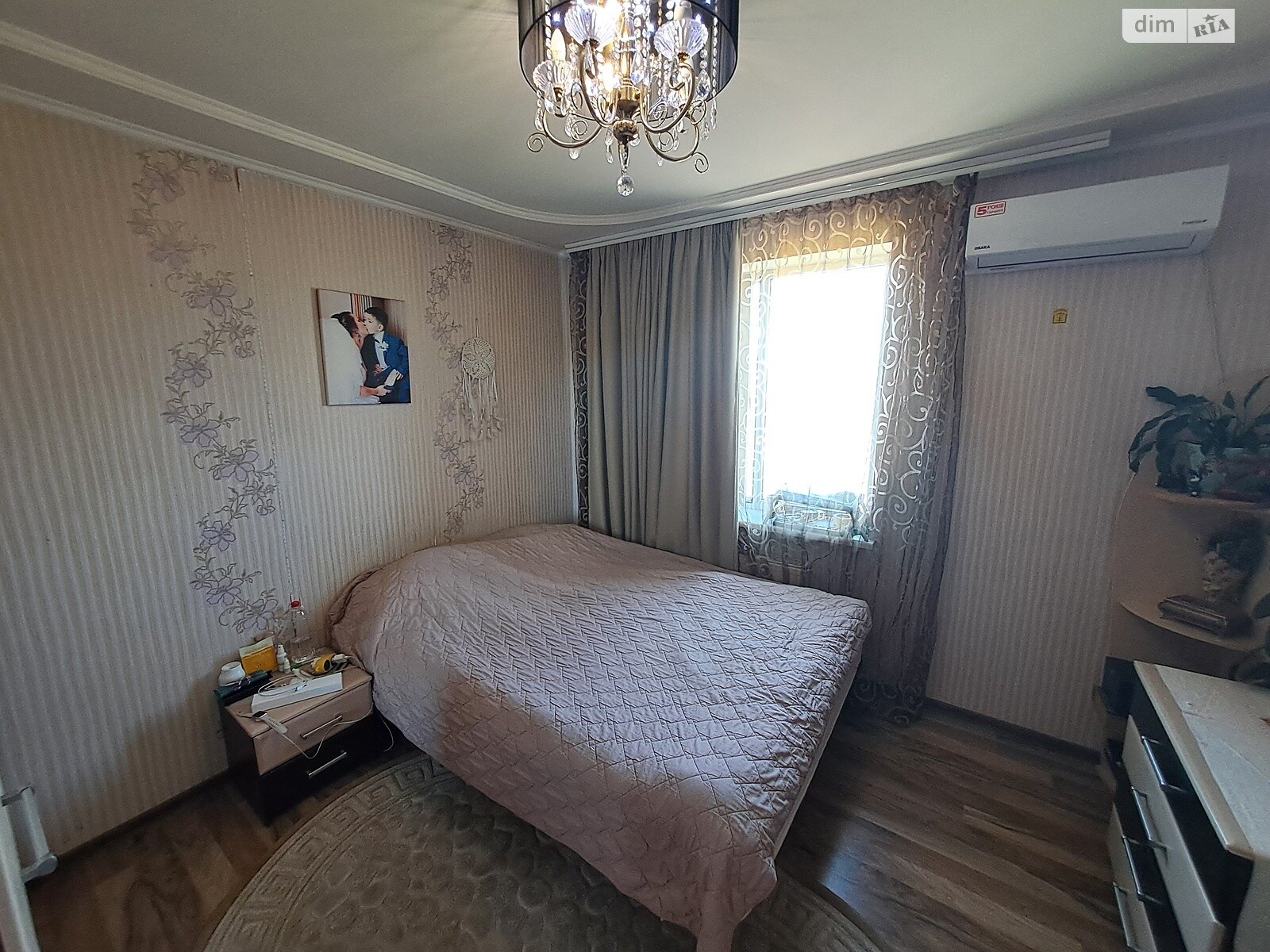 двухэтажный дом с балконом, 105 кв. м, кирпич. Продажа в Александровке фото 1
