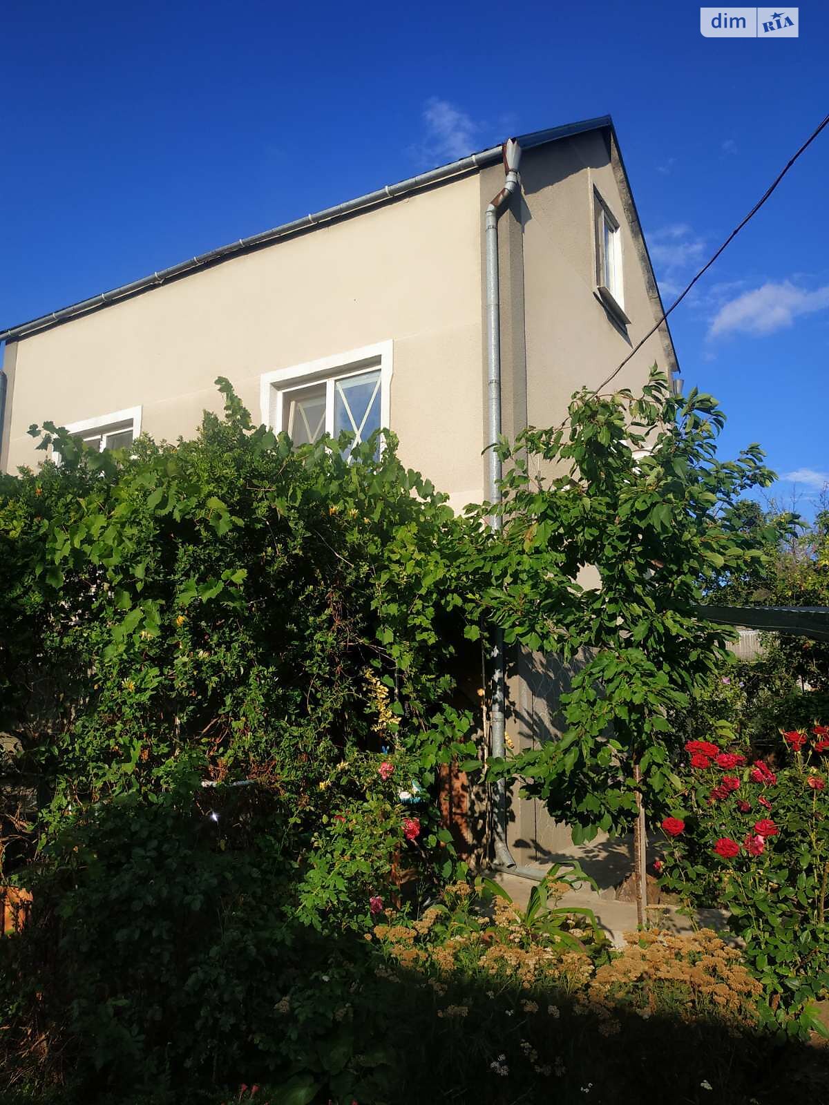трехэтажный дом с отоплением, 105.8 кв. м, бутовый камень. Продажа в Александровке фото 1 трехэтажный дом с отоплением, 105.8 кв. м, бутовый камень. Продажа в Александровке фото 1