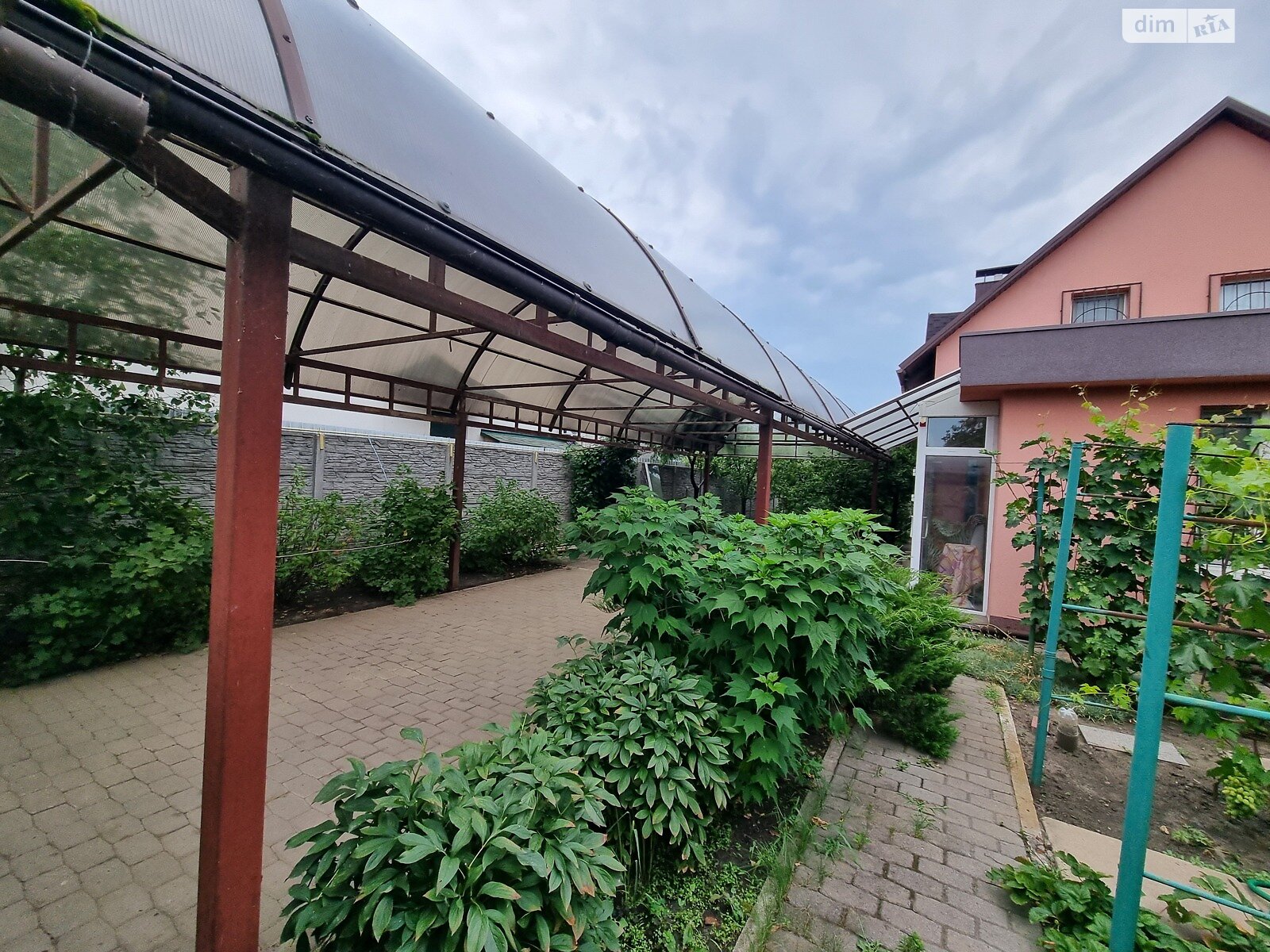 двухэтажный дом, 150 кв. м, кирпич. Продажа в Александровке фото 1 двухэтажный дом, 150 кв. м, кирпич. Продажа в Александровке фото 1