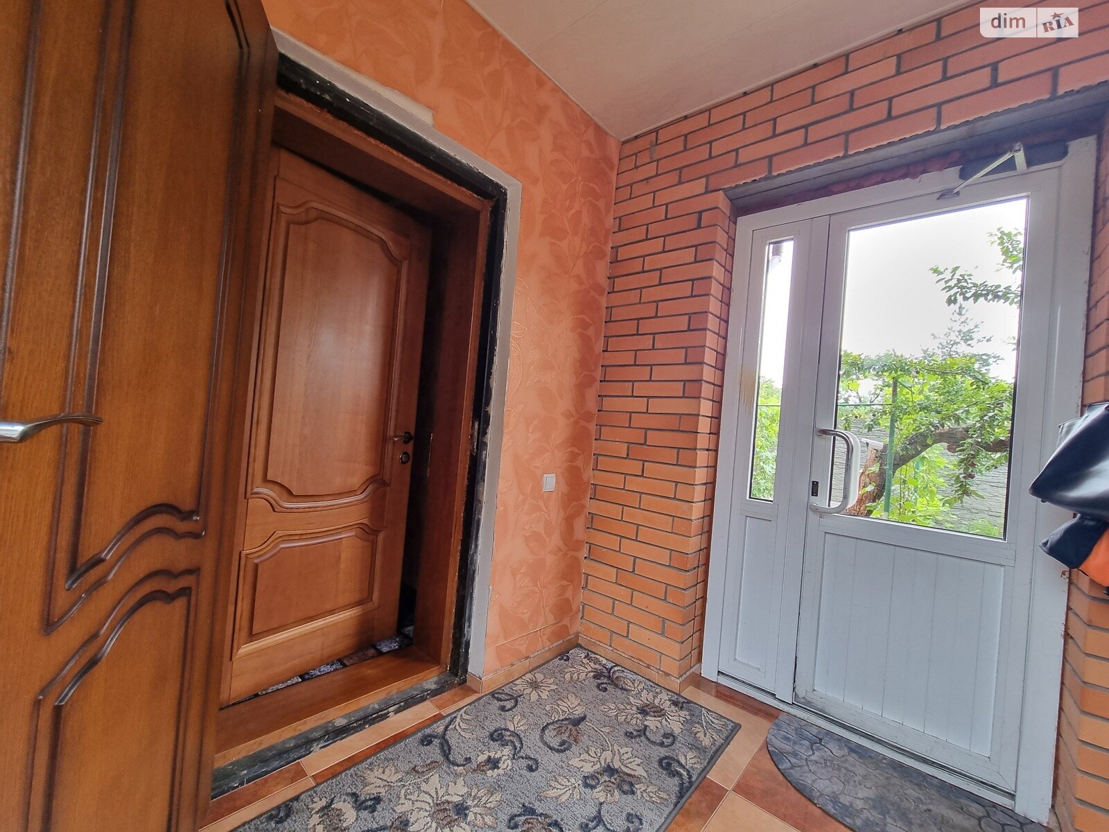двухэтажный дом, 150 кв. м, кирпич. Продажа в Александровке фото 1 двухэтажный дом, 150 кв. м, кирпич. Продажа в Александровке фото 1
