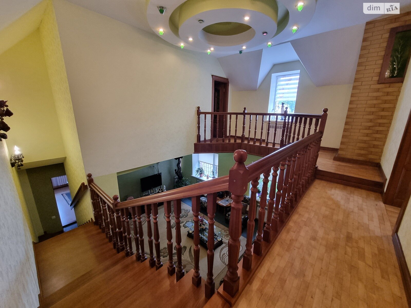 двухэтажный дом, 150 кв. м, кирпич. Продажа в Александровке фото 1 двухэтажный дом, 150 кв. м, кирпич. Продажа в Александровке фото 1