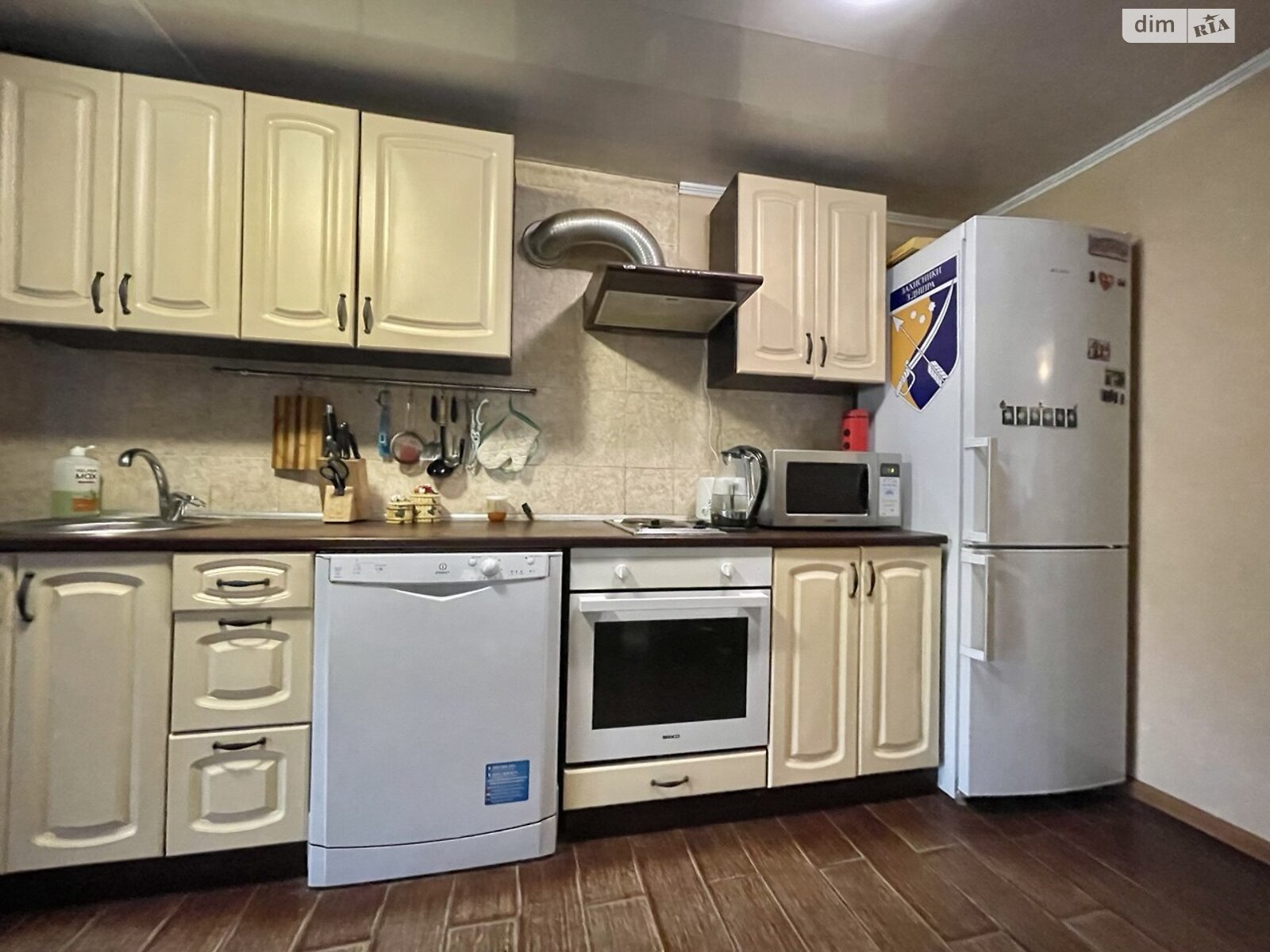 двухэтажный дом, 145.7 кв. м, кирпич. Продажа в Александровке фото 1