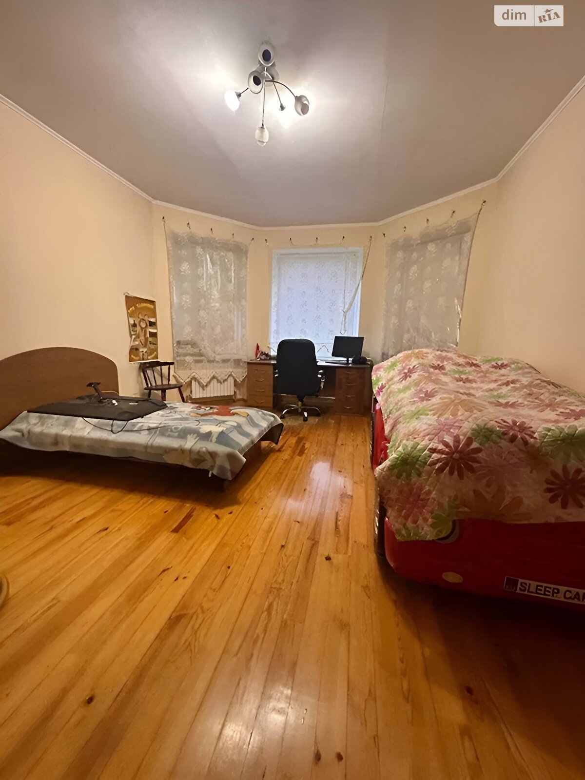 двухэтажный дом с гаражом, 712 кв. м, кирпич. Продажа в Александровке фото 1 двухэтажный дом с гаражом, 712 кв. м, кирпич. Продажа в Александровке фото 1