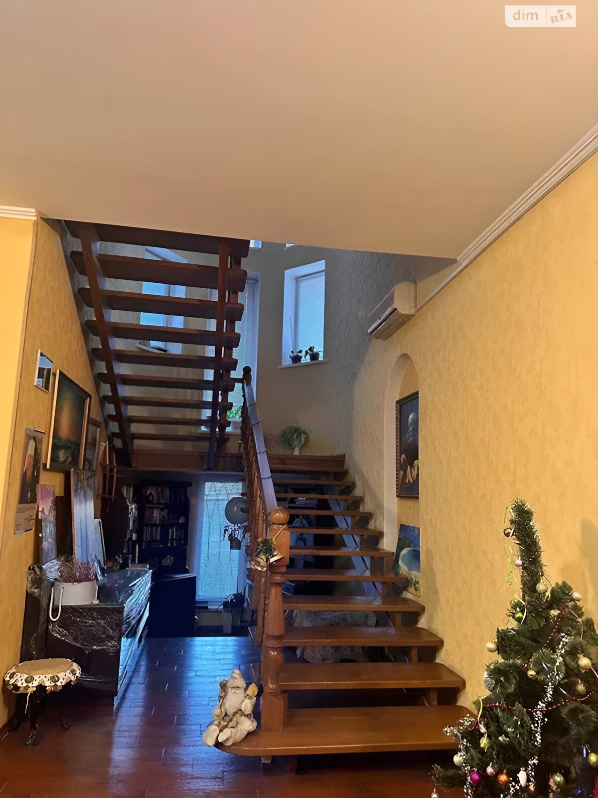 двухэтажный дом с гаражом, 712 кв. м, кирпич. Продажа в Александровке фото 1 двухэтажный дом с гаражом, 712 кв. м, кирпич. Продажа в Александровке фото 1