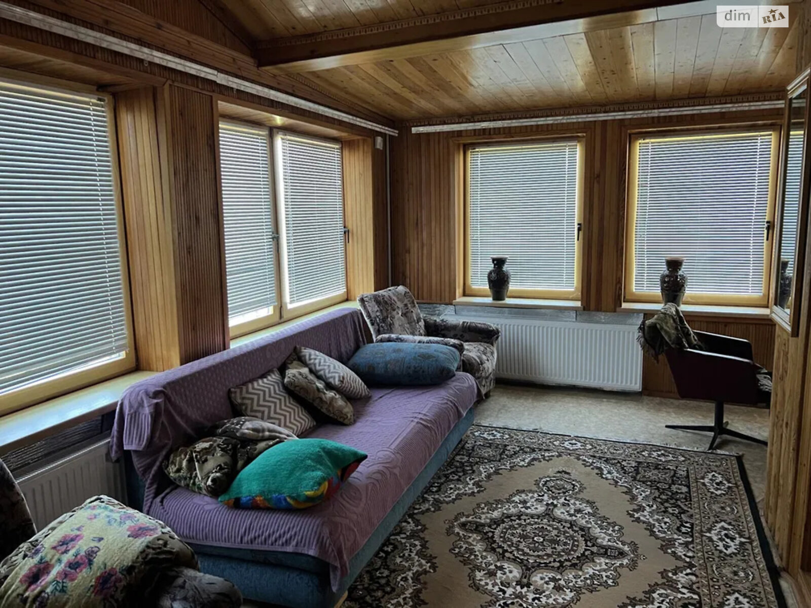 трехэтажный дом с мебелью, 165 кв. м, кирпич. Продажа в Новоселовке фото 1 трехэтажный дом с мебелью, 165 кв. м, кирпич. Продажа в Новоселовке фото 1
