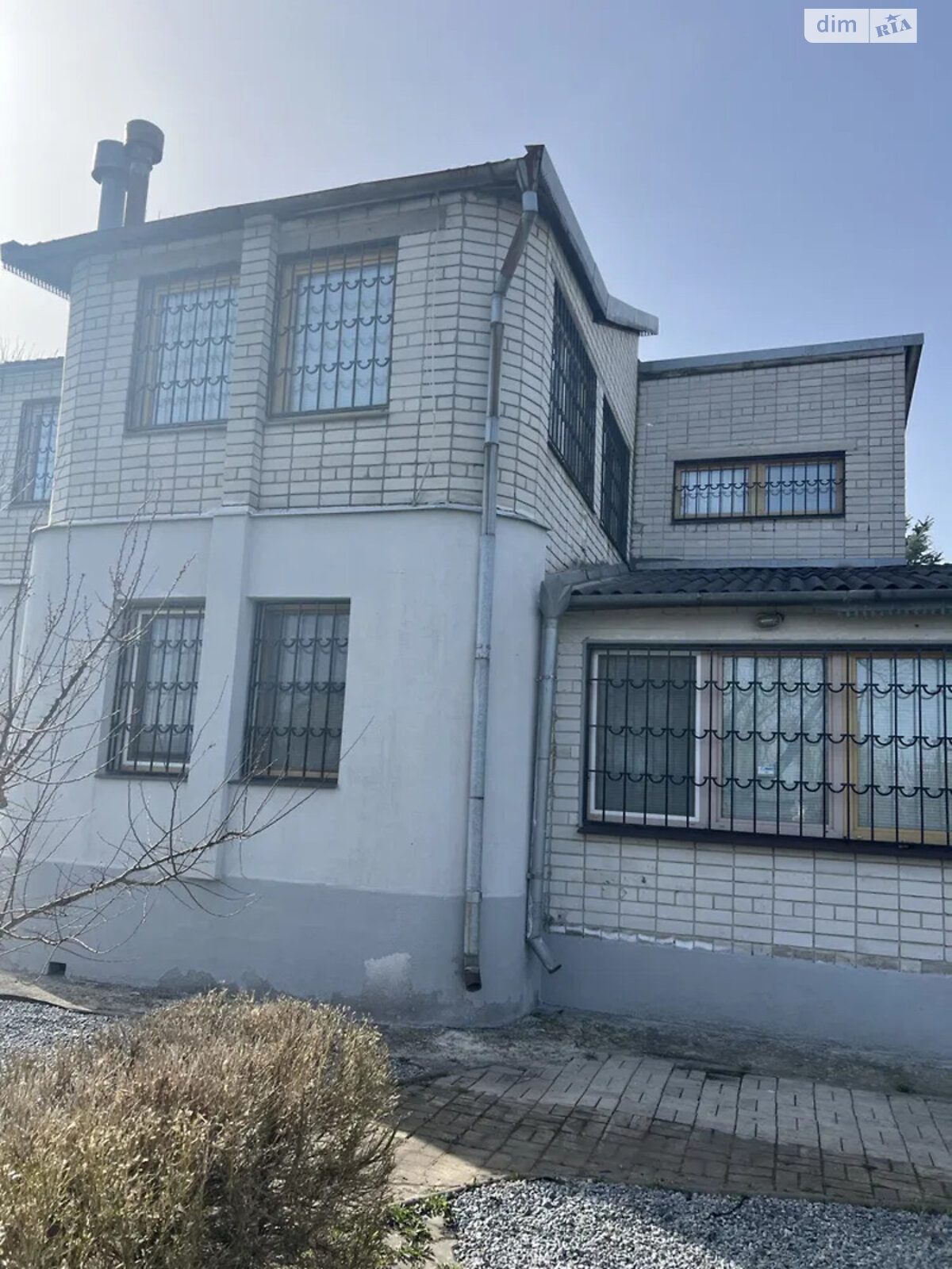 трехэтажный дом с мебелью, 165 кв. м, кирпич. Продажа в Новоселовке фото 1 трехэтажный дом с мебелью, 165 кв. м, кирпич. Продажа в Новоселовке фото 1