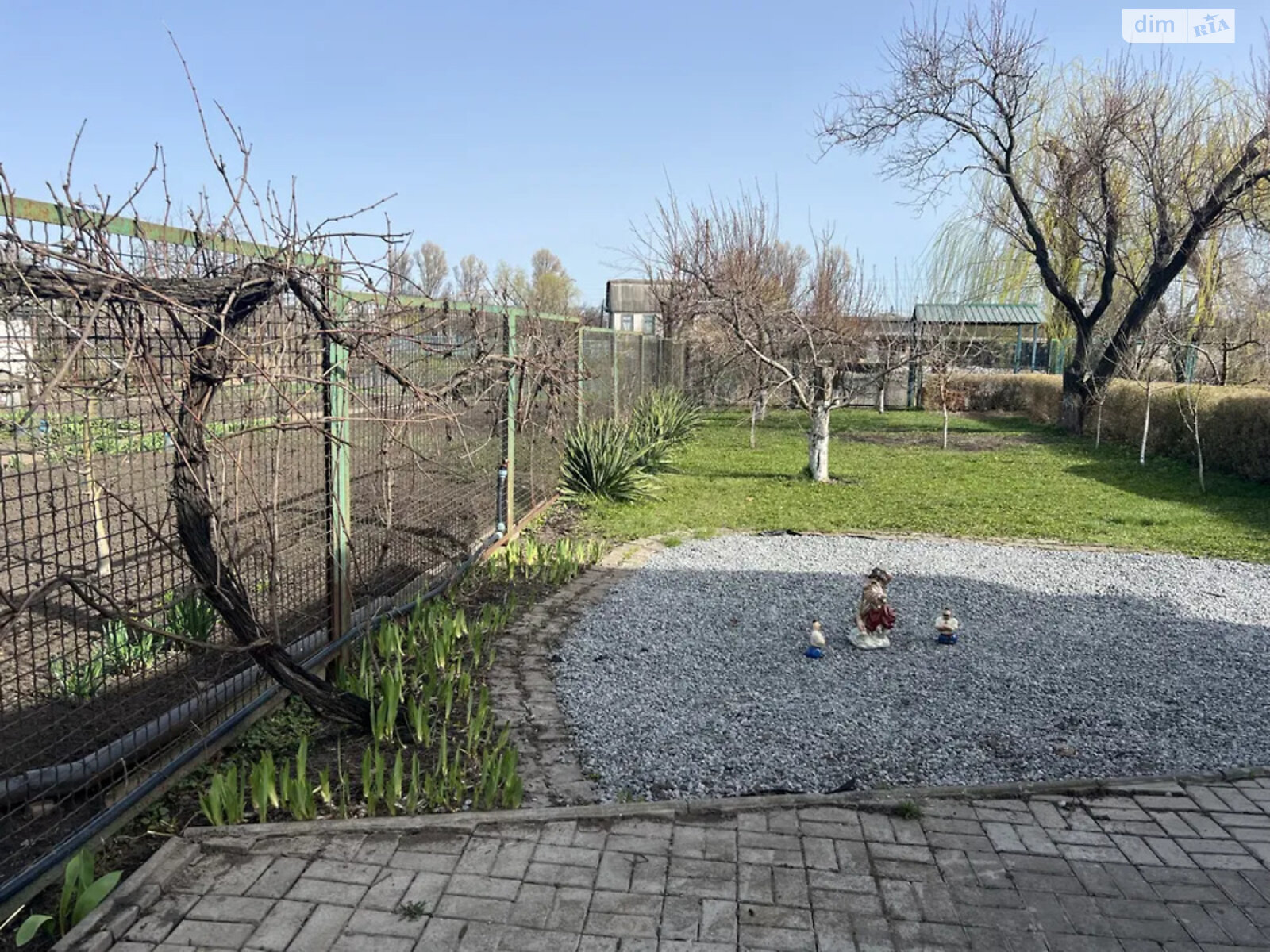 трехэтажный дом с мебелью, 165 кв. м, кирпич. Продажа в Новоселовке фото 1 трехэтажный дом с мебелью, 165 кв. м, кирпич. Продажа в Новоселовке фото 1