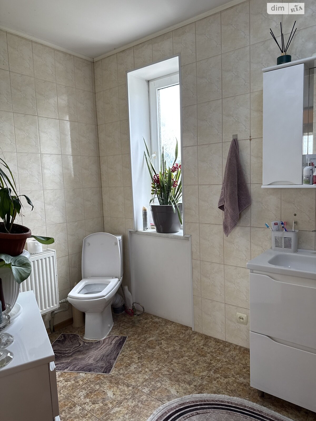 двоповерховий будинок з балконом, 105 кв. м, цегла. Продаж у Олександрівці фото 1 двоповерховий будинок з балконом, 105 кв. м, цегла. Продаж у Олександрівці фото 1