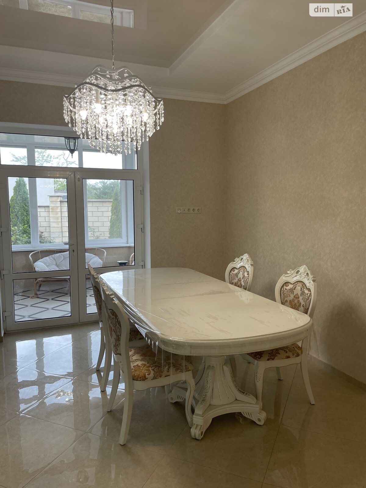 двухэтажный дом с верандой, 182.6 кв. м, кирпич. Продажа в Александровке фото 1 двухэтажный дом с верандой, 182.6 кв. м, кирпич. Продажа в Александровке фото 1
