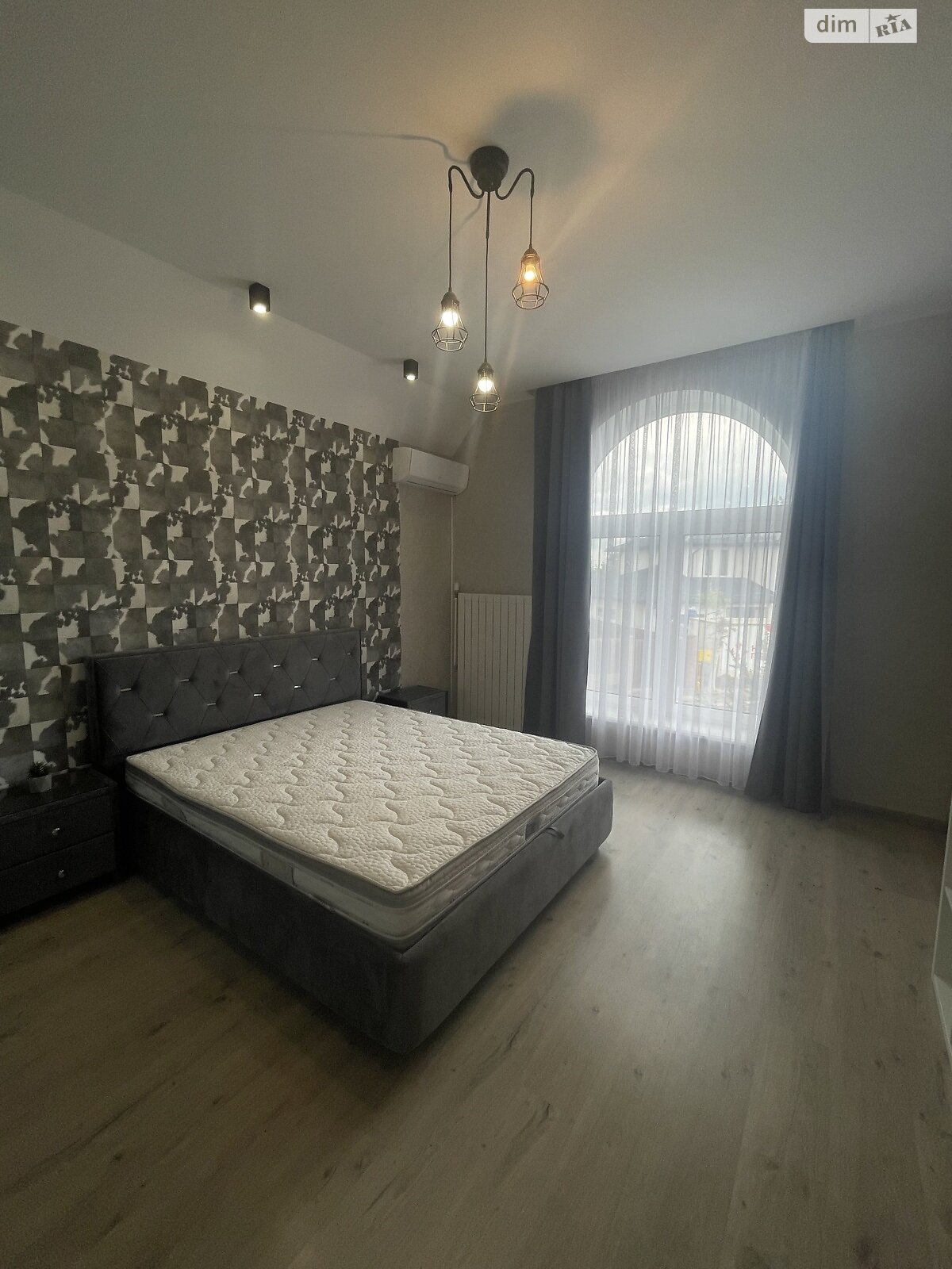 двухэтажный дом с верандой, 182.6 кв. м, кирпич. Продажа в Александровке фото 1 двухэтажный дом с верандой, 182.6 кв. м, кирпич. Продажа в Александровке фото 1