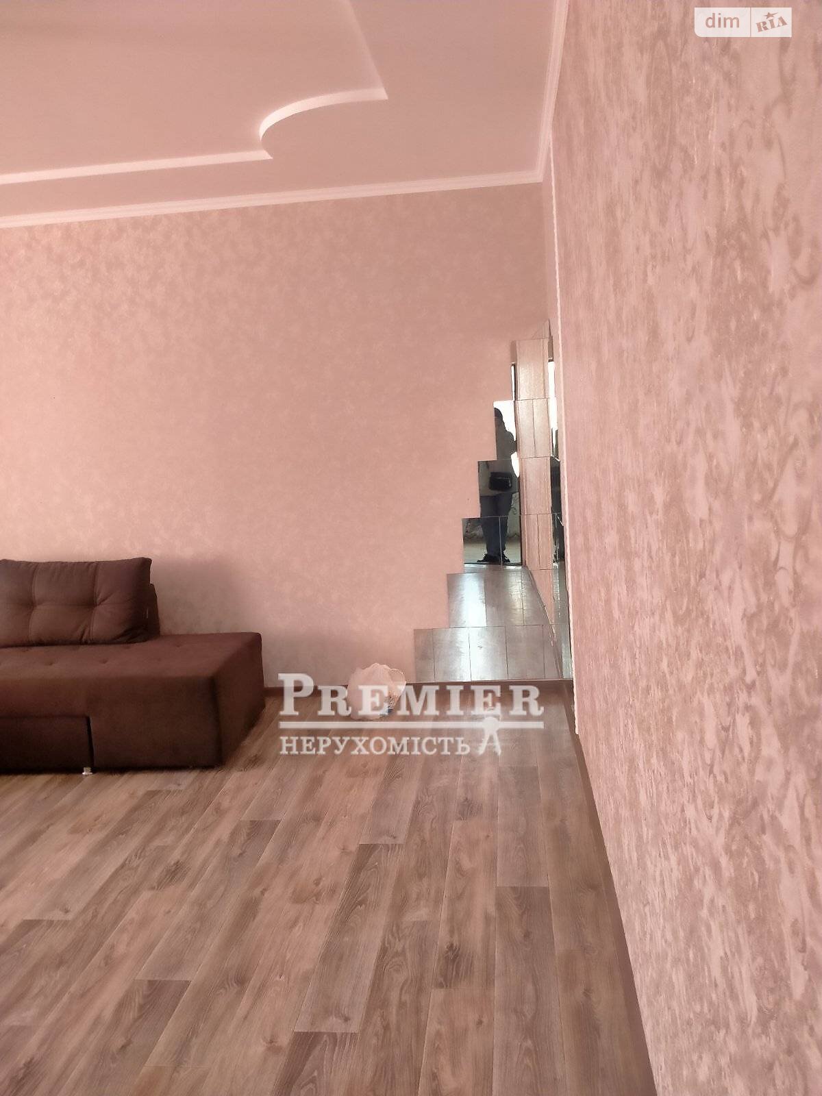 двухэтажный дом с балконом, 112 кв. м, кирпич. Продажа в Александровке фото 1 двухэтажный дом с балконом, 112 кв. м, кирпич. Продажа в Александровке фото 1