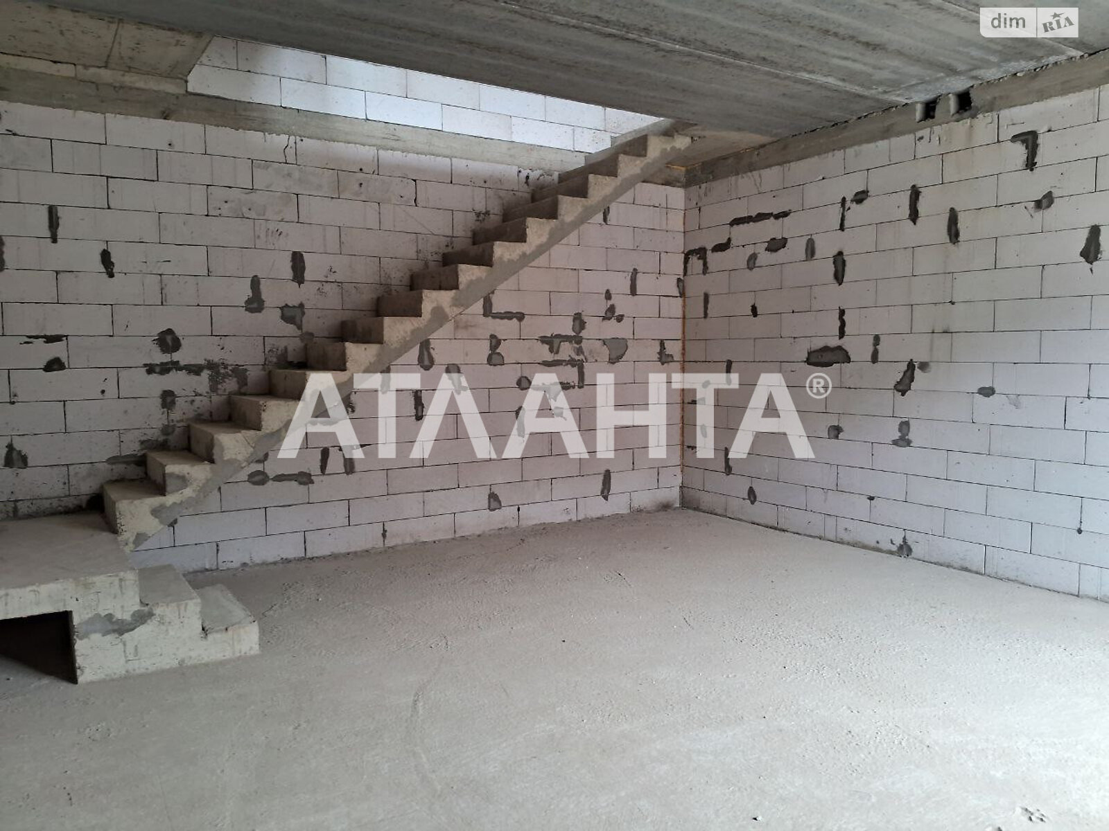трехэтажный дом, 119 кв. м, газобетон. Продажа в Авангарде фото 1 трехэтажный дом, 119 кв. м, газобетон. Продажа в Авангарде фото 1