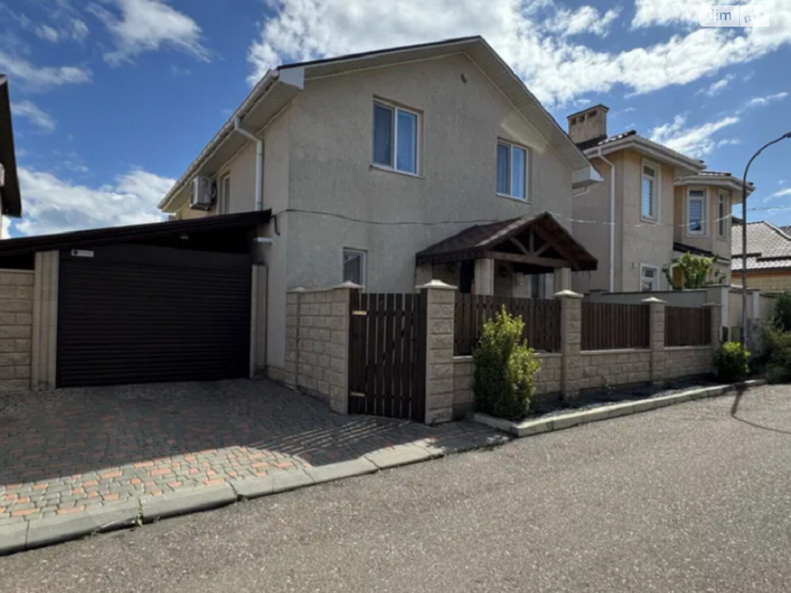 двоповерховий будинок з опаленням, 140 кв. м, кирпич. Продаж у Авангарді фото 1 двоповерховий будинок з опаленням, 140 кв. м, кирпич. Продаж у Авангарді фото 1